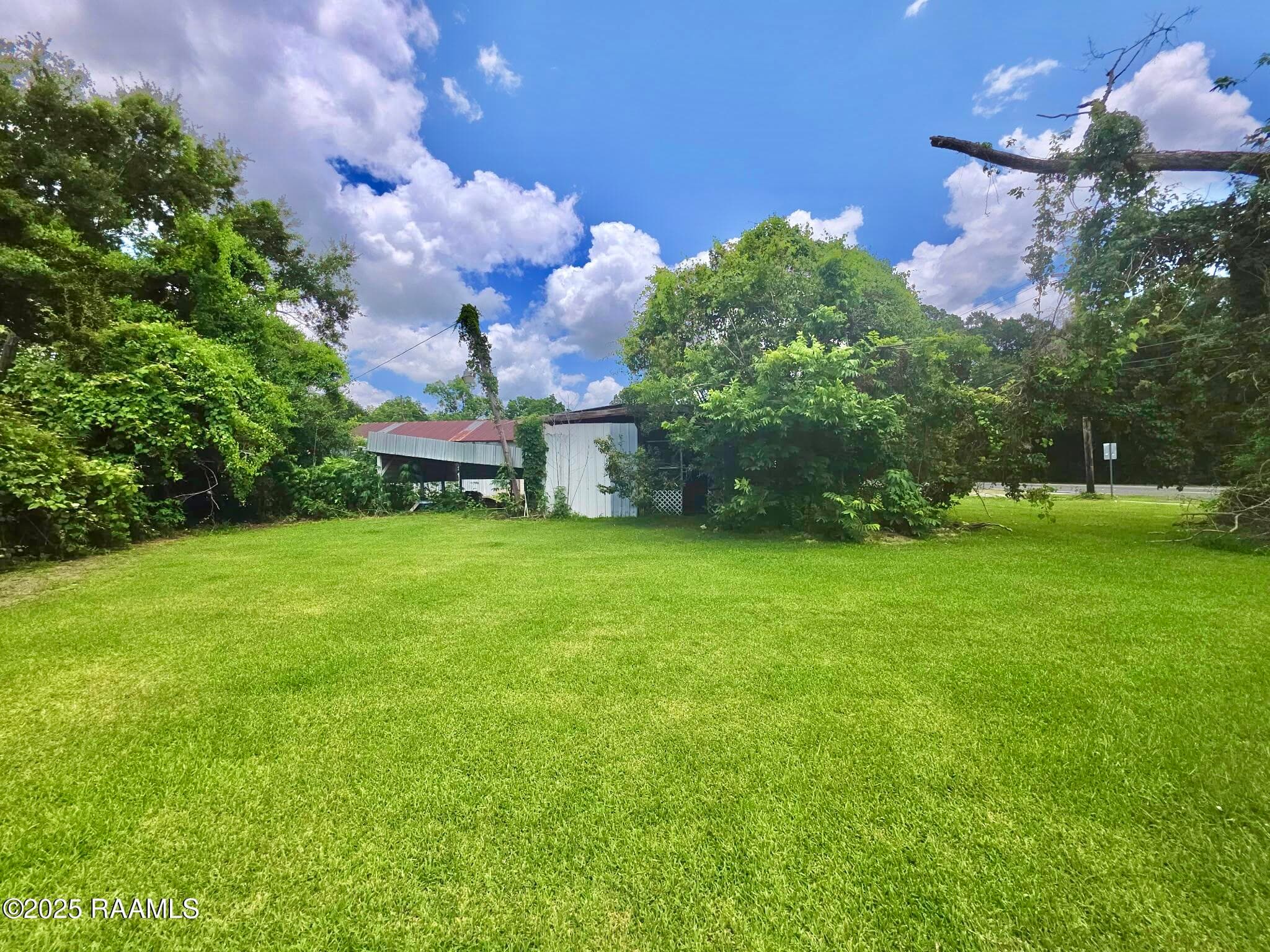 1523 N Main - Outdoor - Side (1)