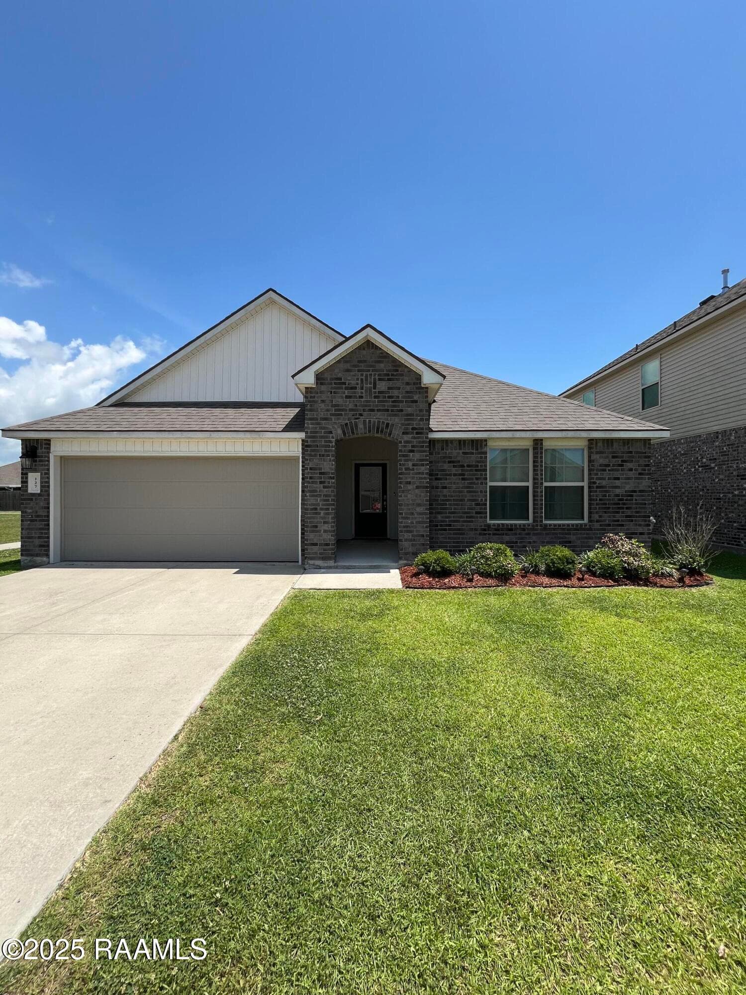 127 Abbeywood Court, Youngsville, LA, 70592