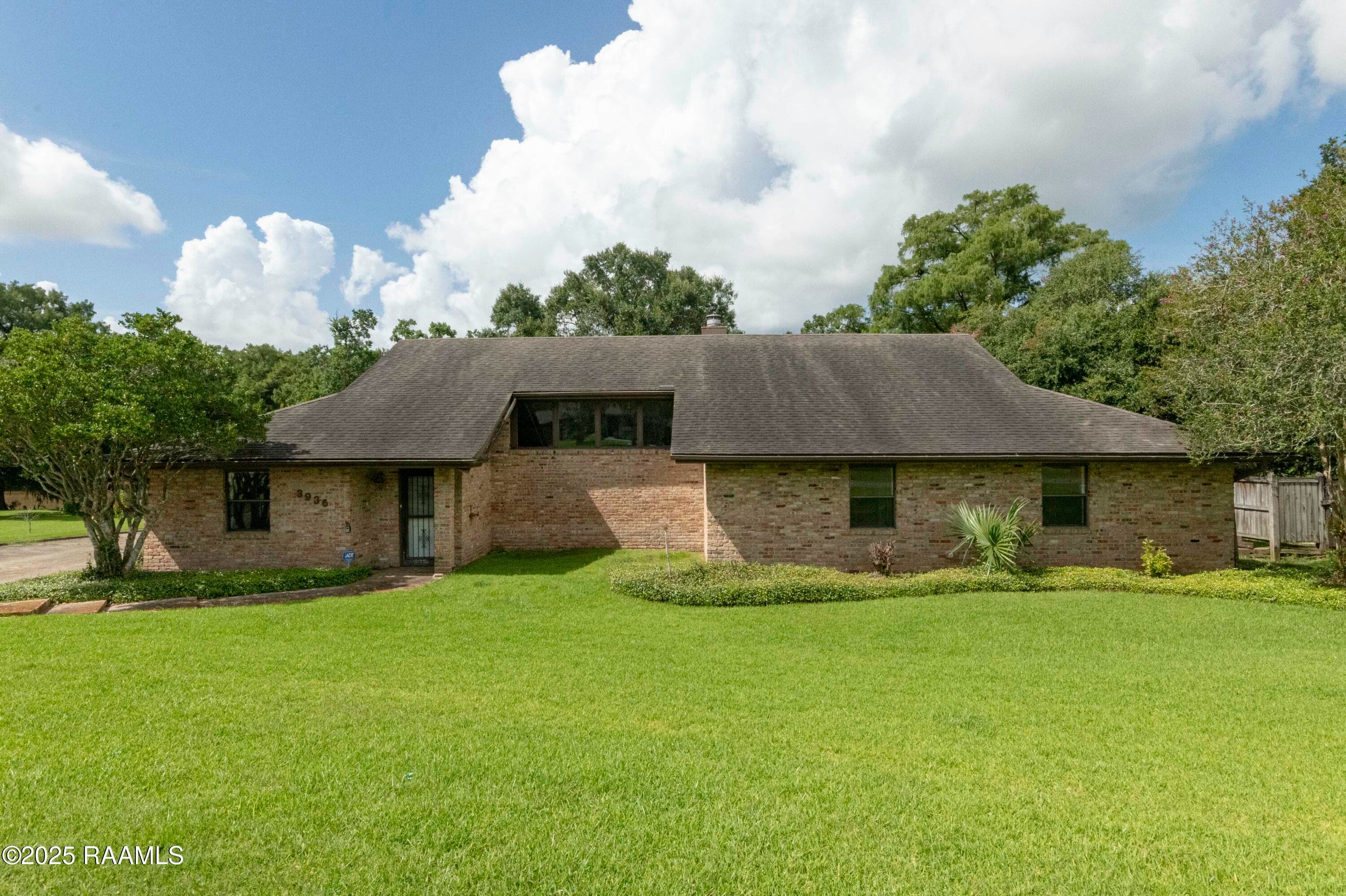 3936 Bayou Boulevard, New Iberia, LA, 70563