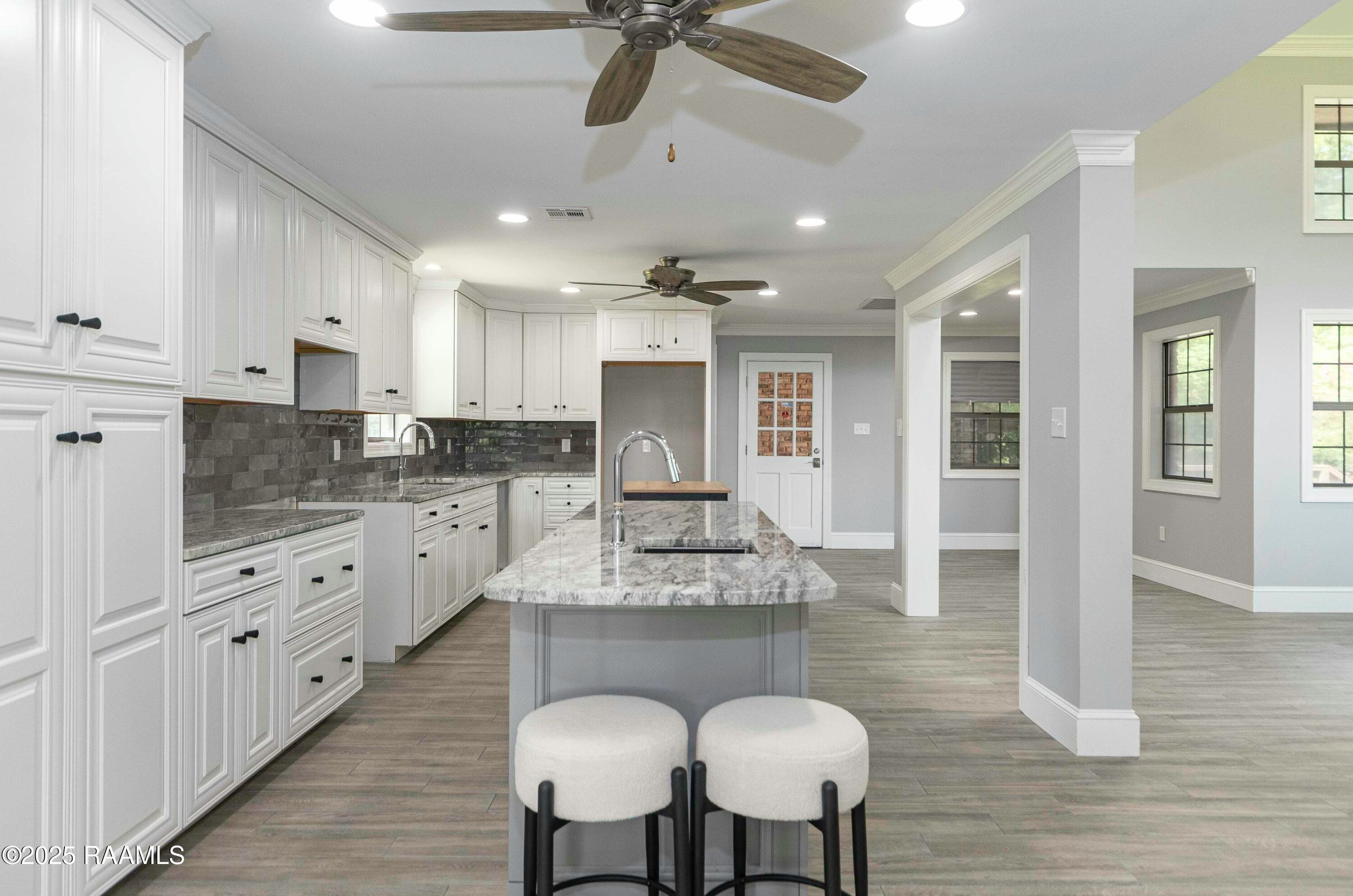 Kitchen 4