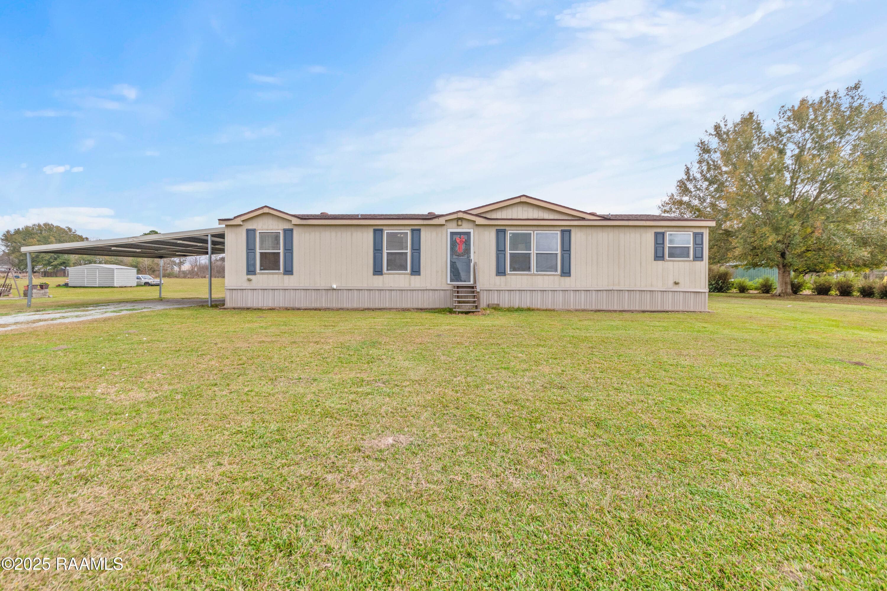 5205 Loy Road -82
