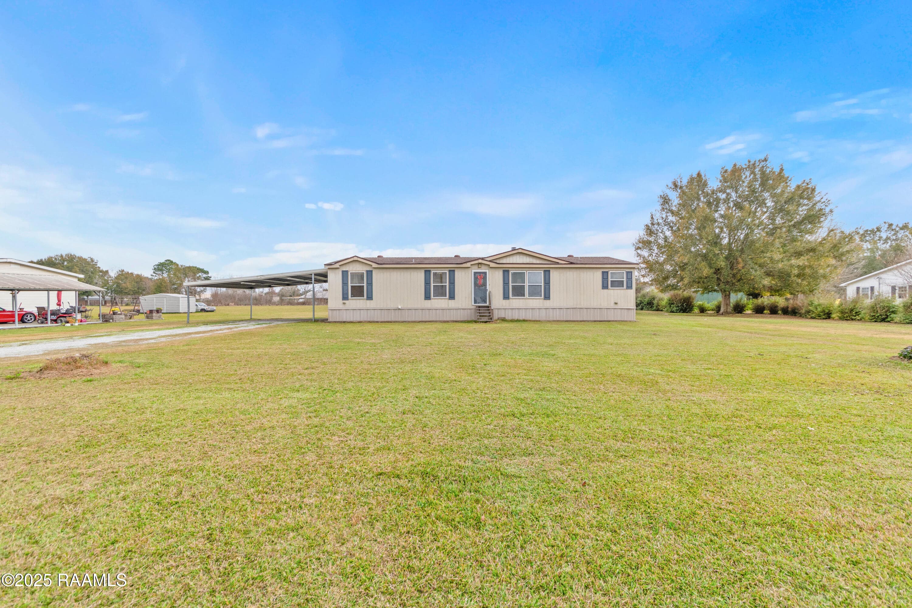5205 Loy Road -81