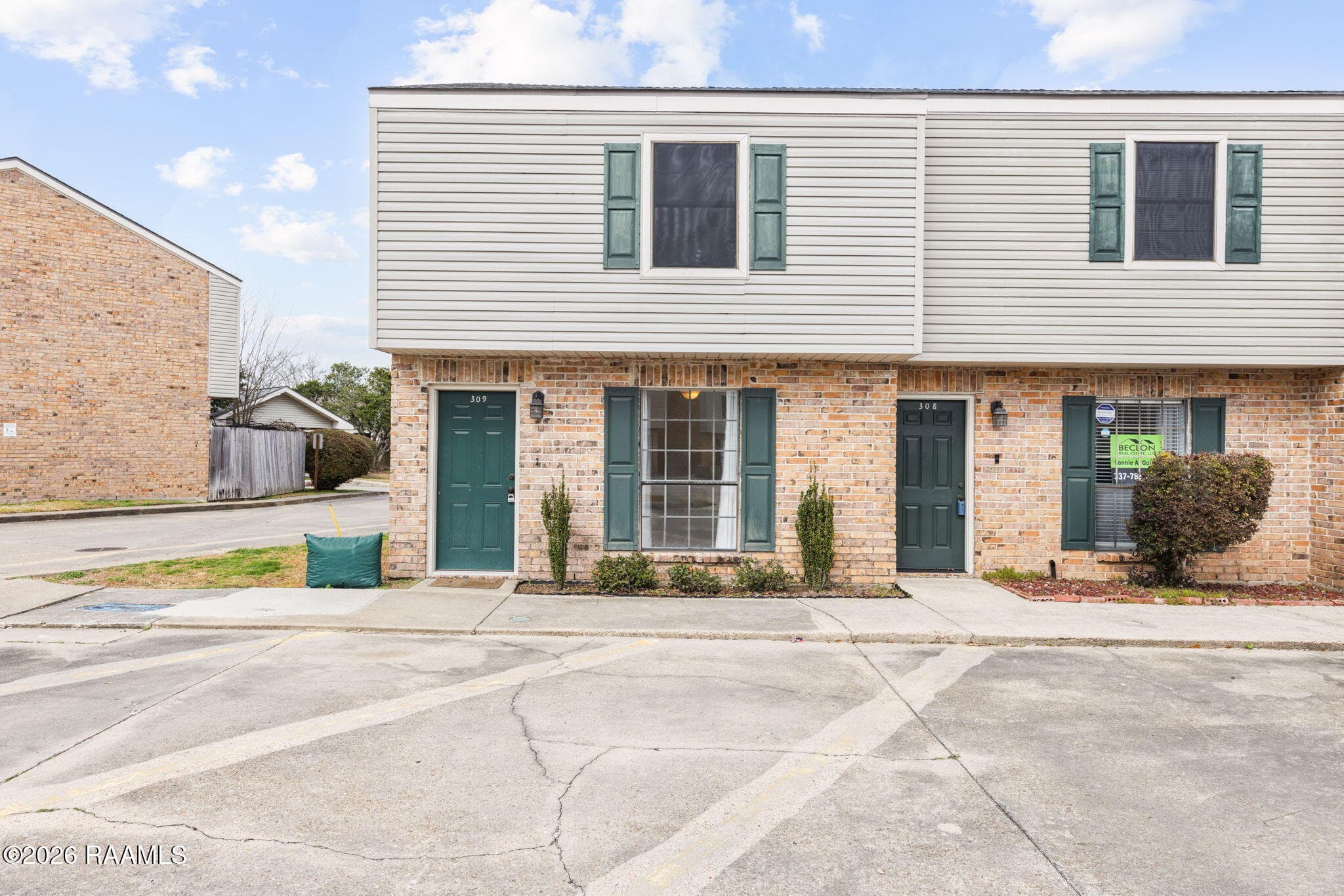 100 Winchester Drive, Lafayette, LA, 70506