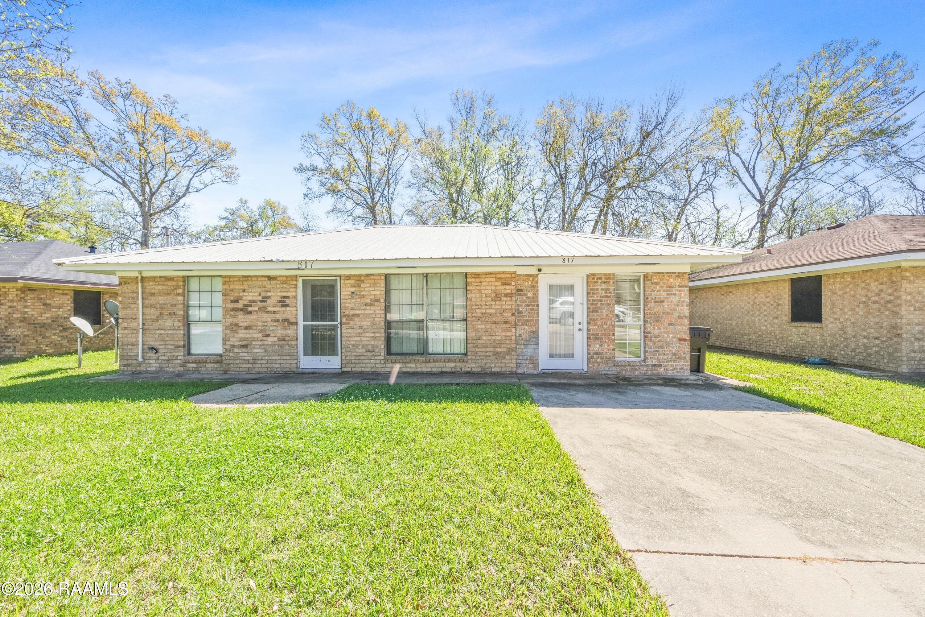 817 Cecile Boulevard, Breaux Bridge, LA, 70517