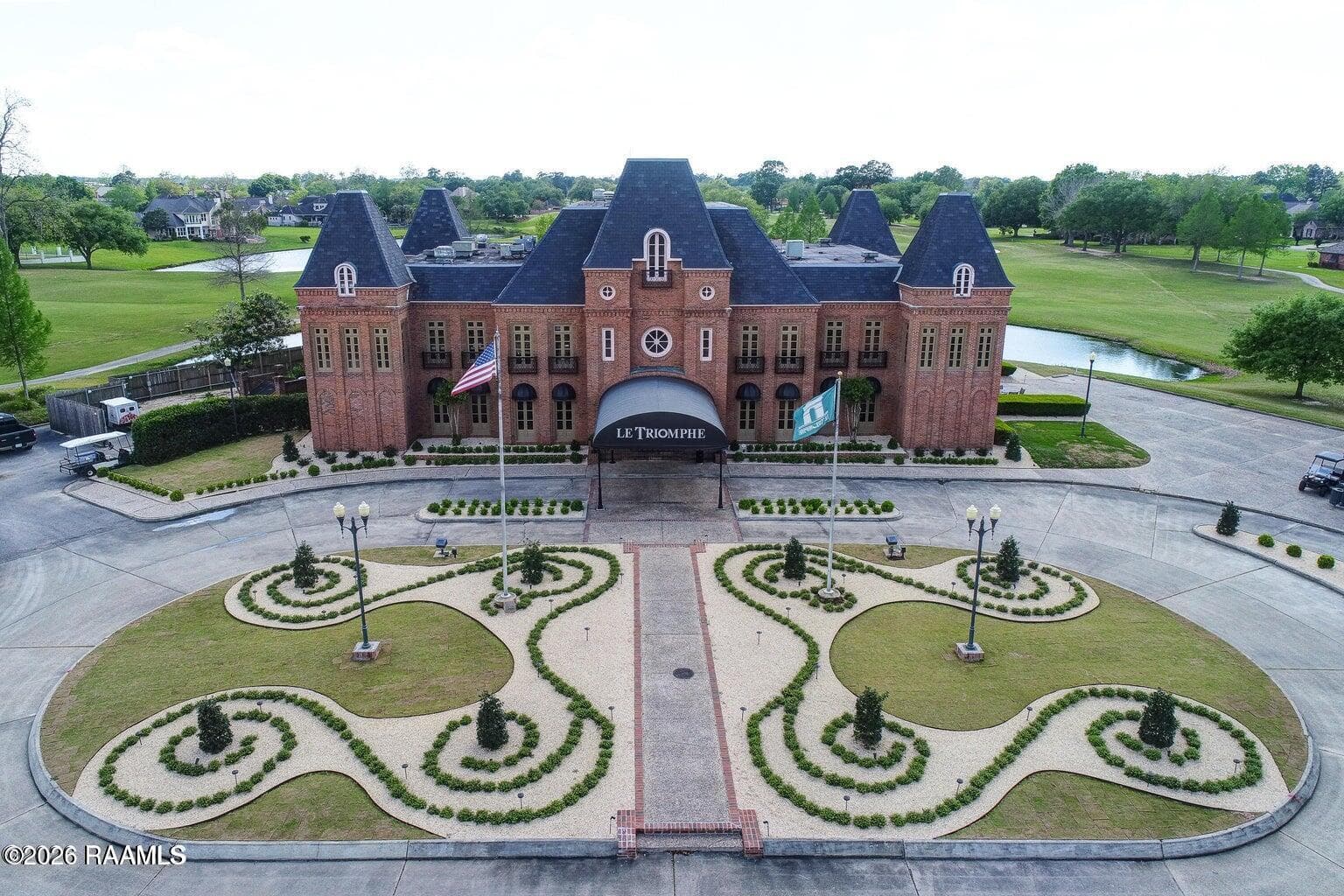 clubhouse2