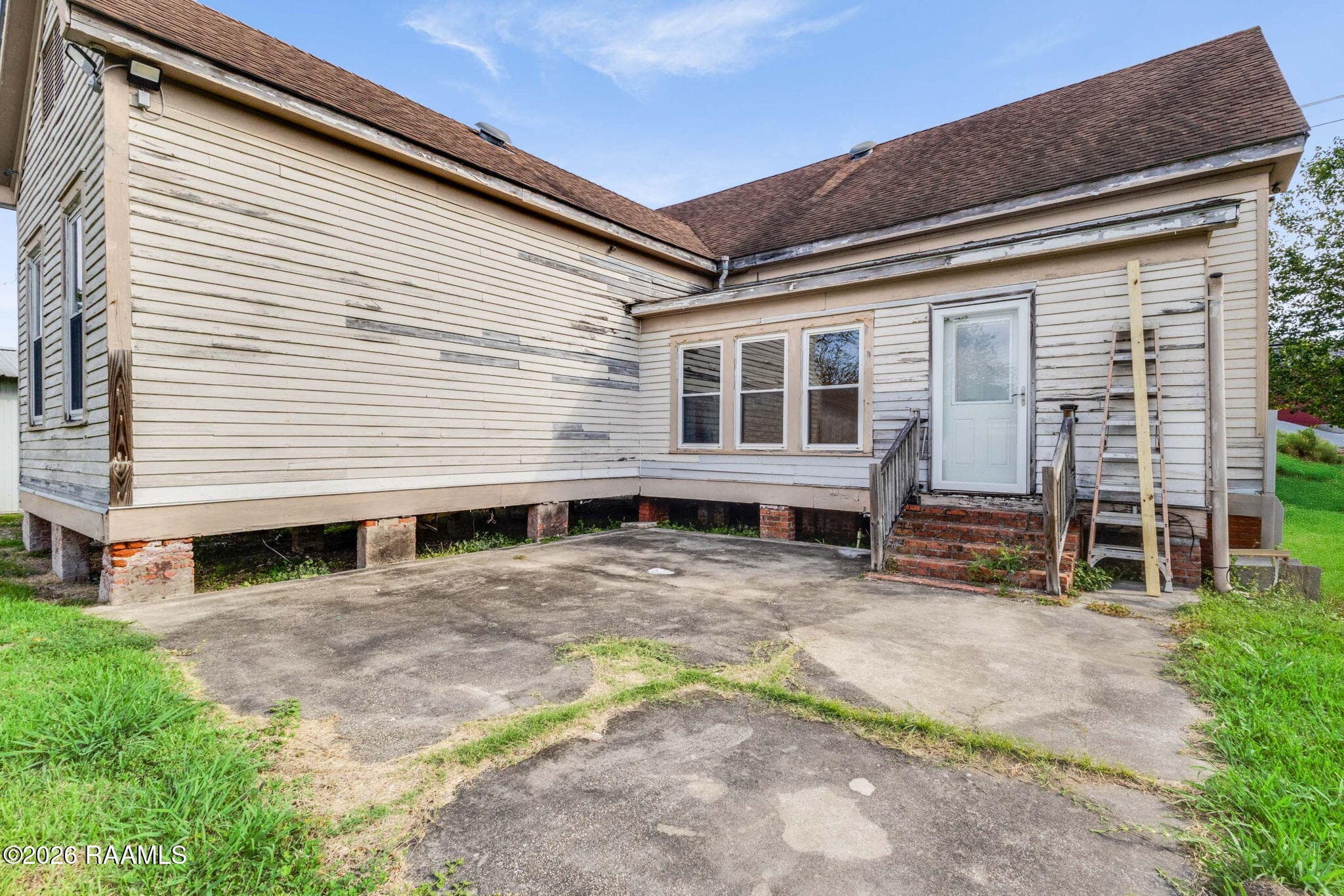 14-web-or-mls-1921 Main St-13