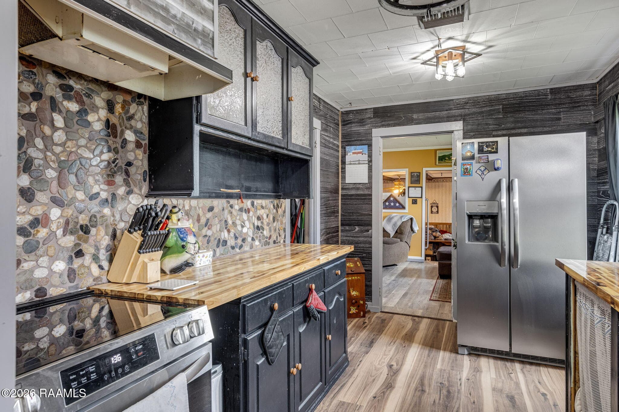 8-web-or-mls-309 Chappuis Ave-8