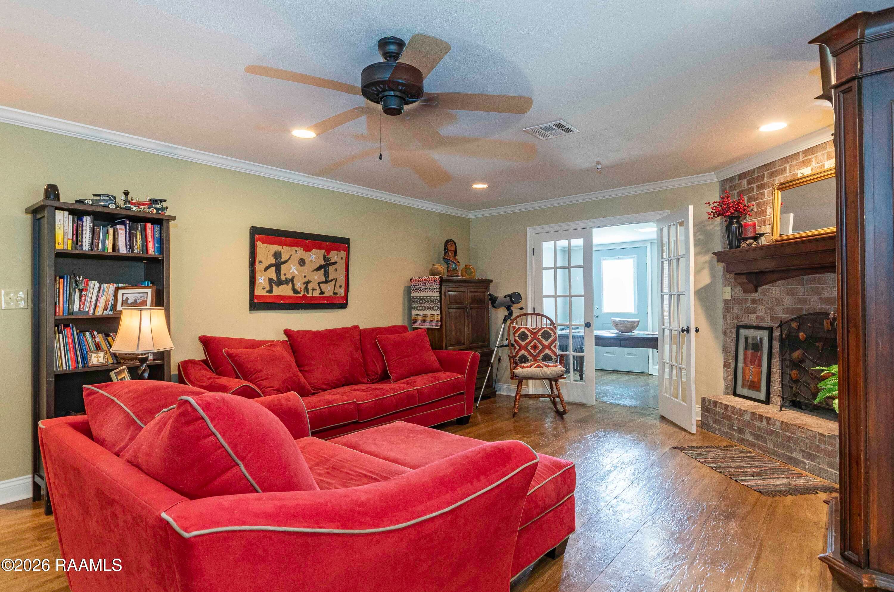 Living Room 1 (5)