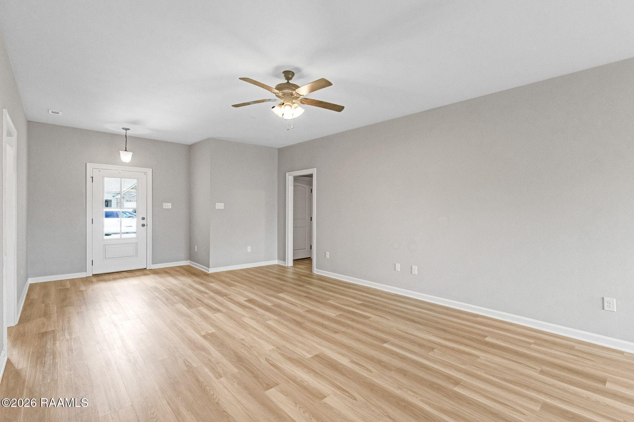 20-web-or-mls-306 Mulholland Lane-7