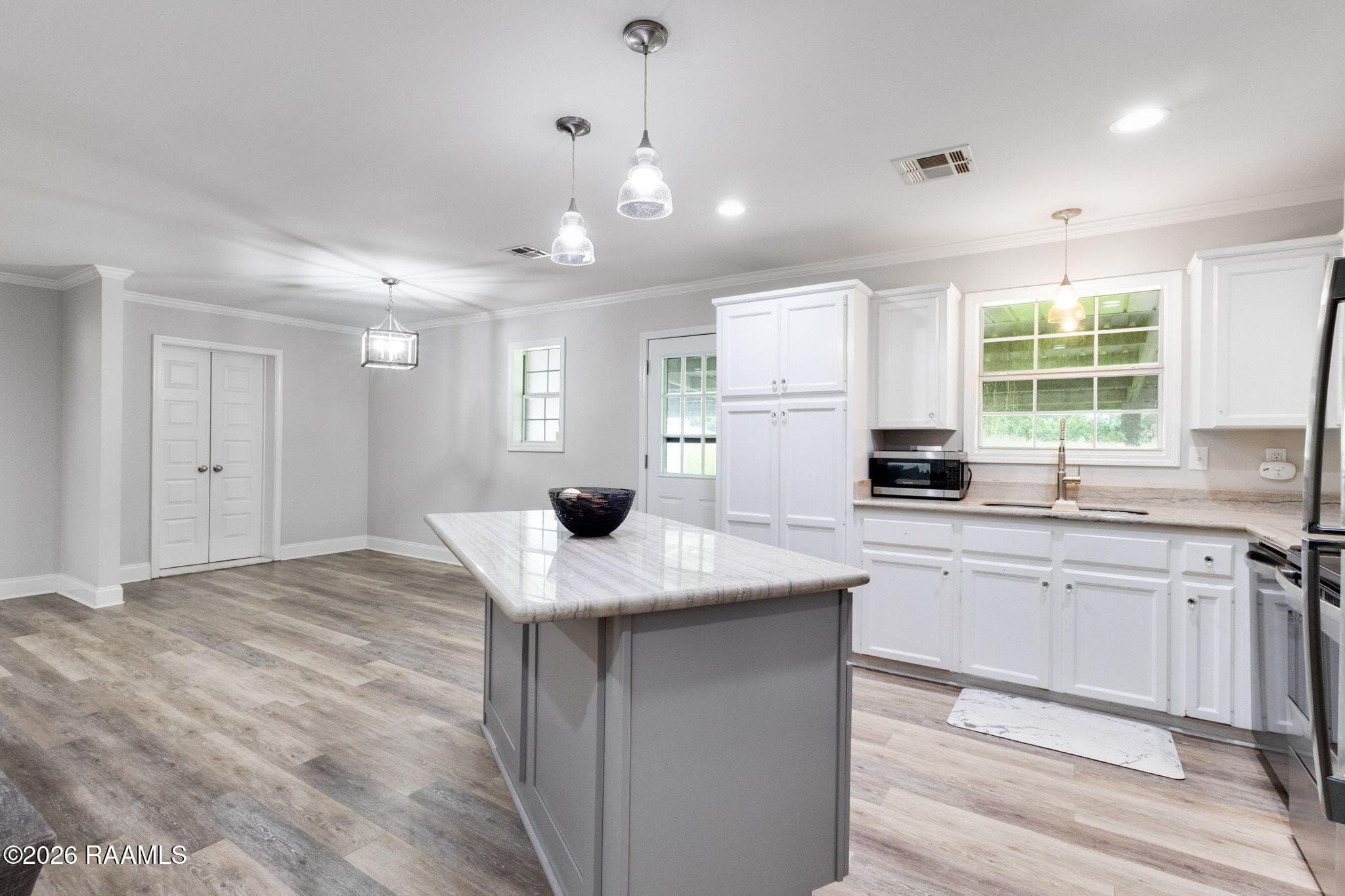 3-web-or-mls-115 Colorado Rd-13