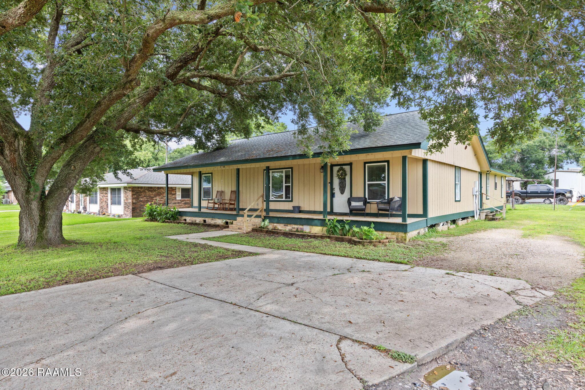 2-web-or-mls-804 St Anne St-2
