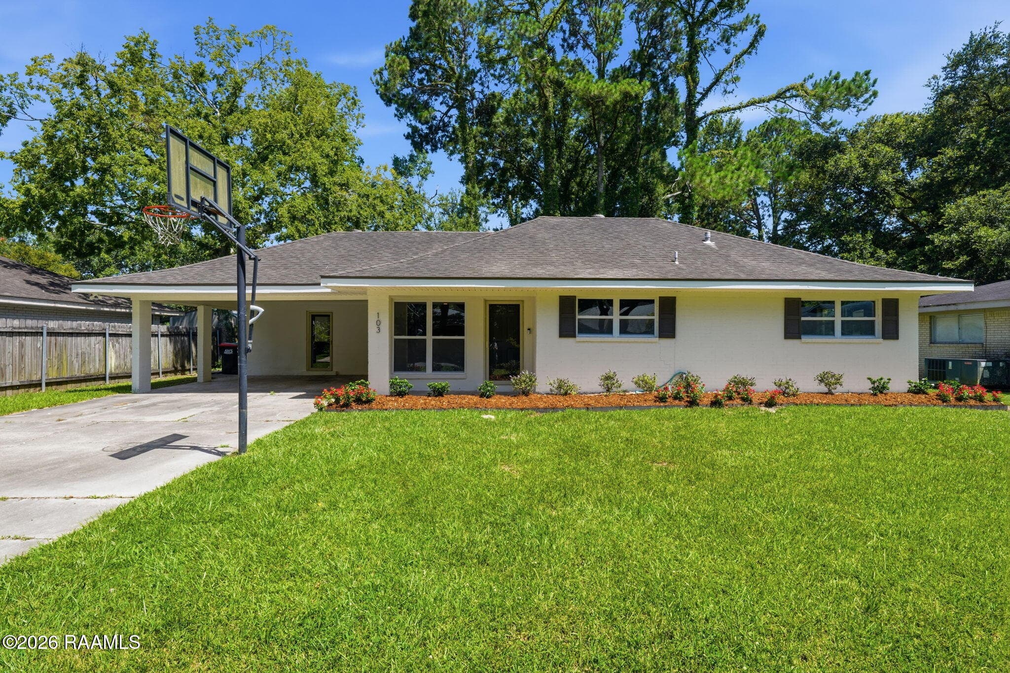 103 Newcastle Drive, Lafayette, LA, 70503