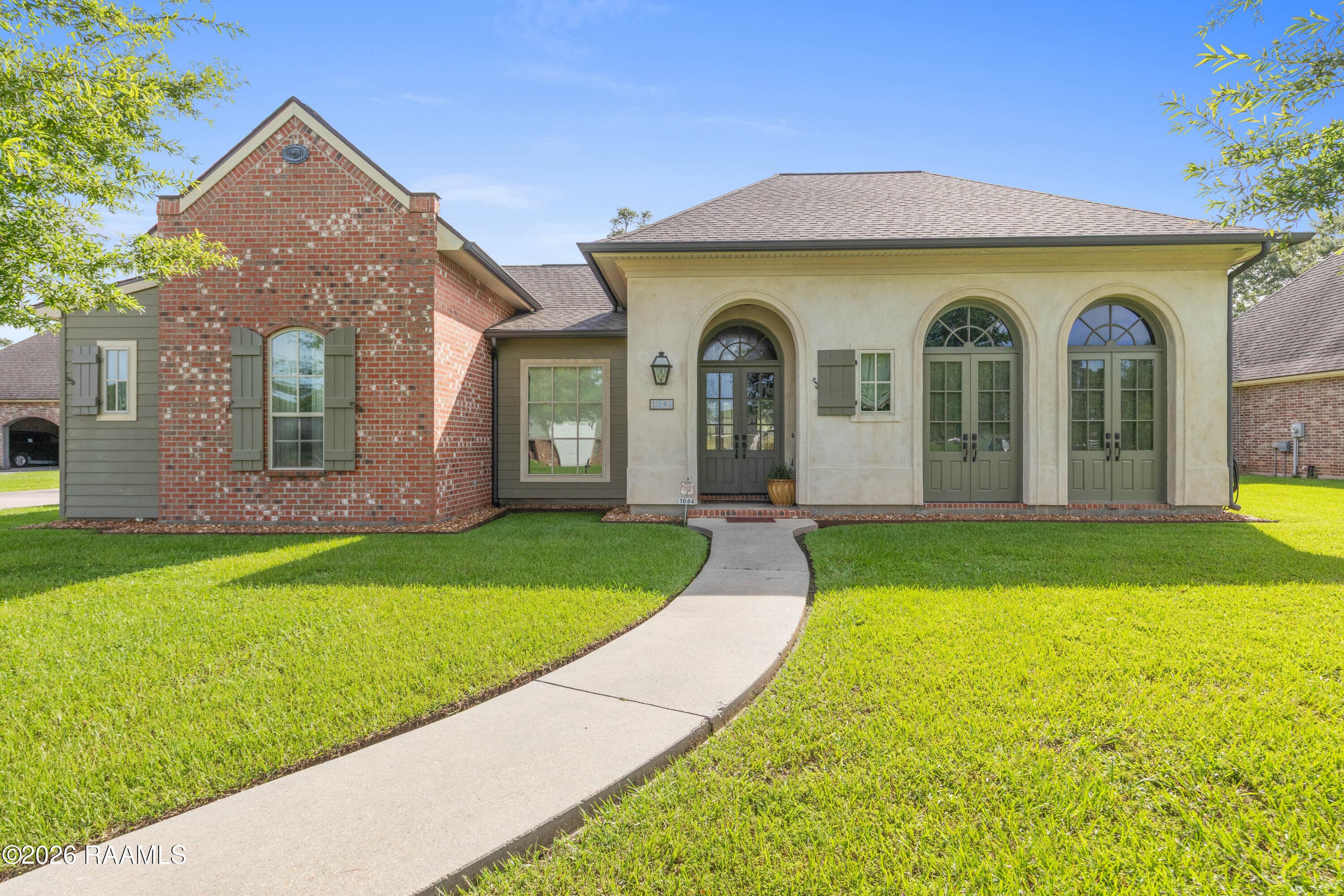 1044Angelwood-6