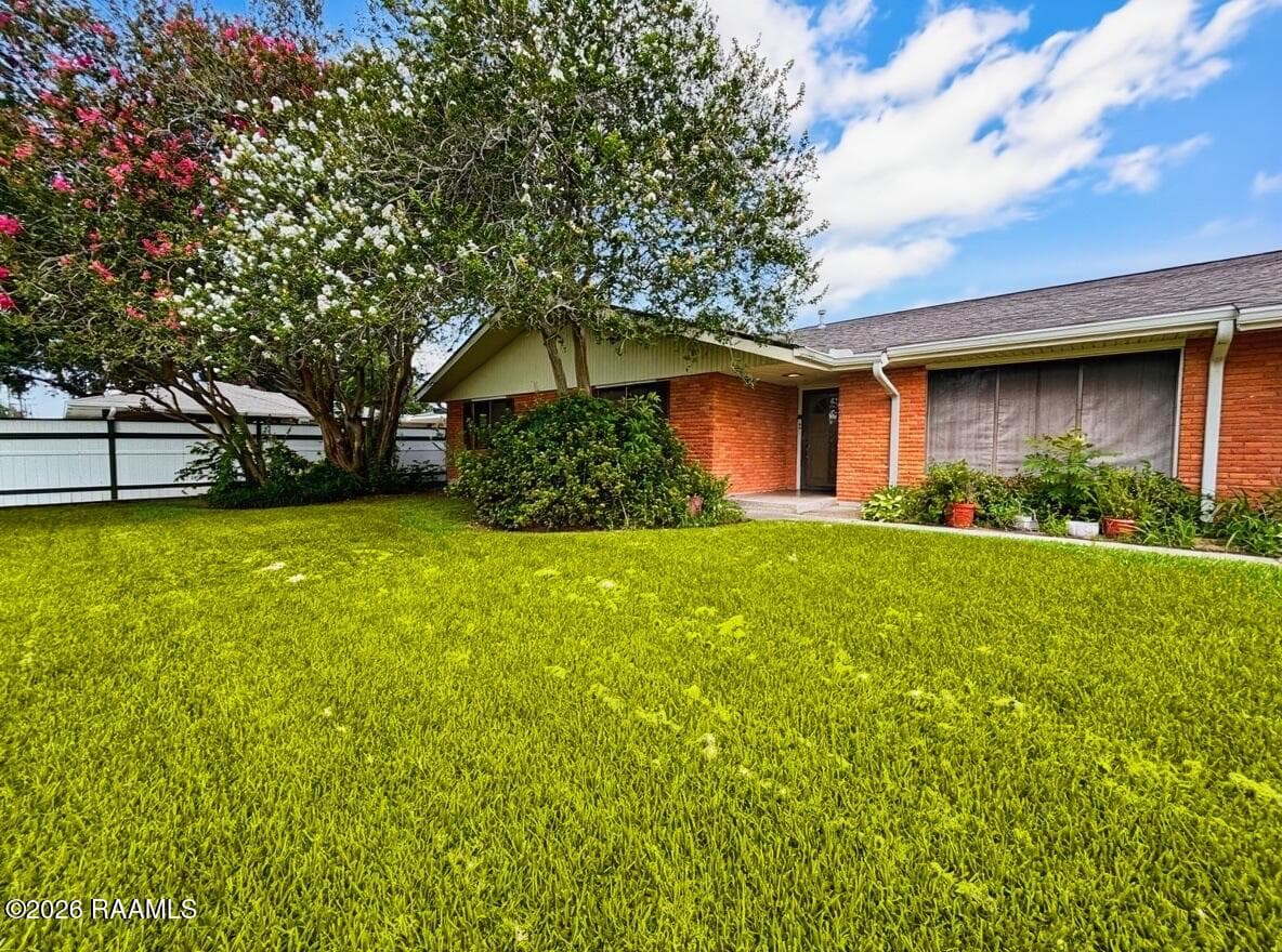 RealtyCam Photo 2 1