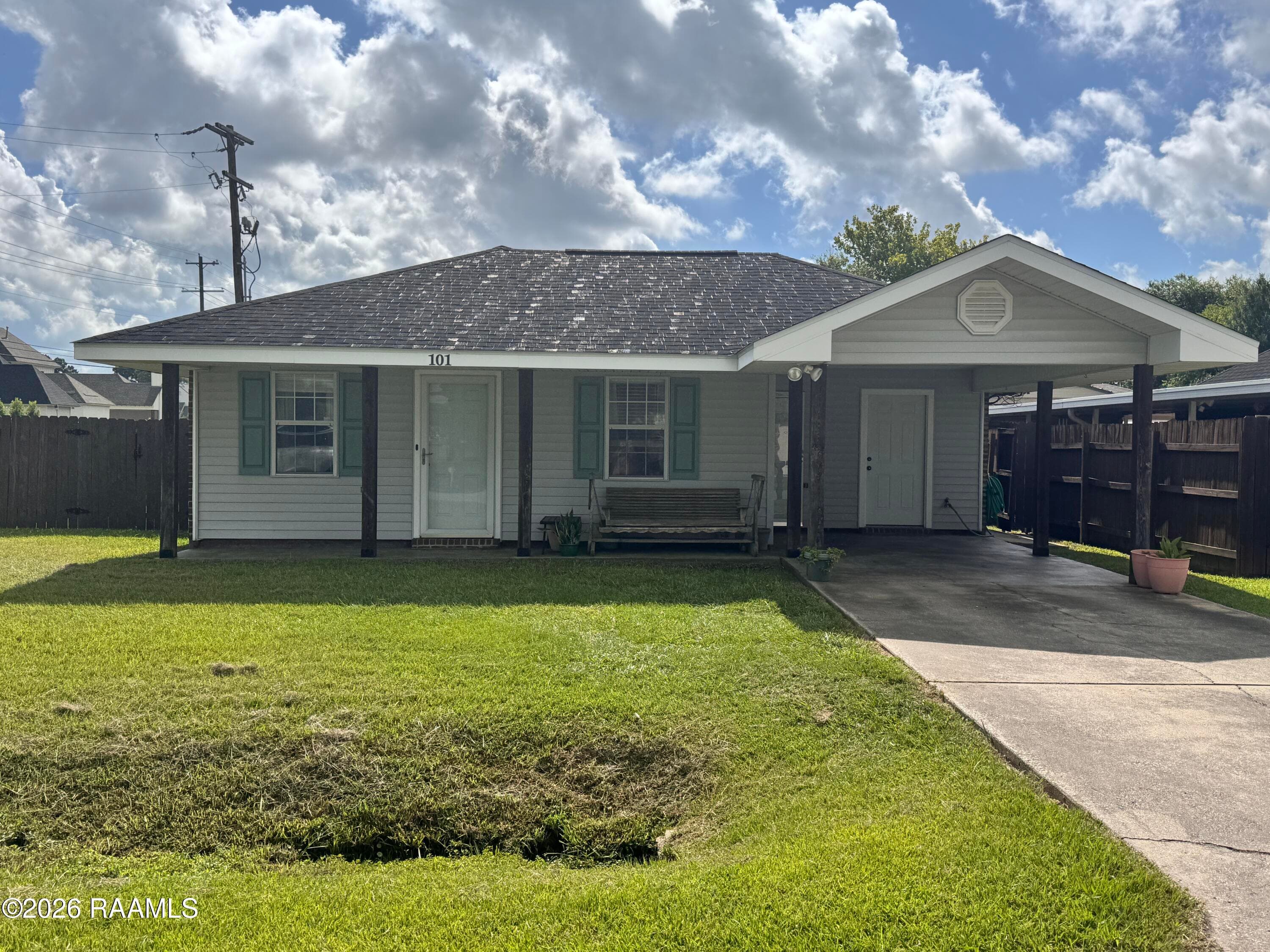 101 Sugar Creek Drive, Youngsville, LA, 70592