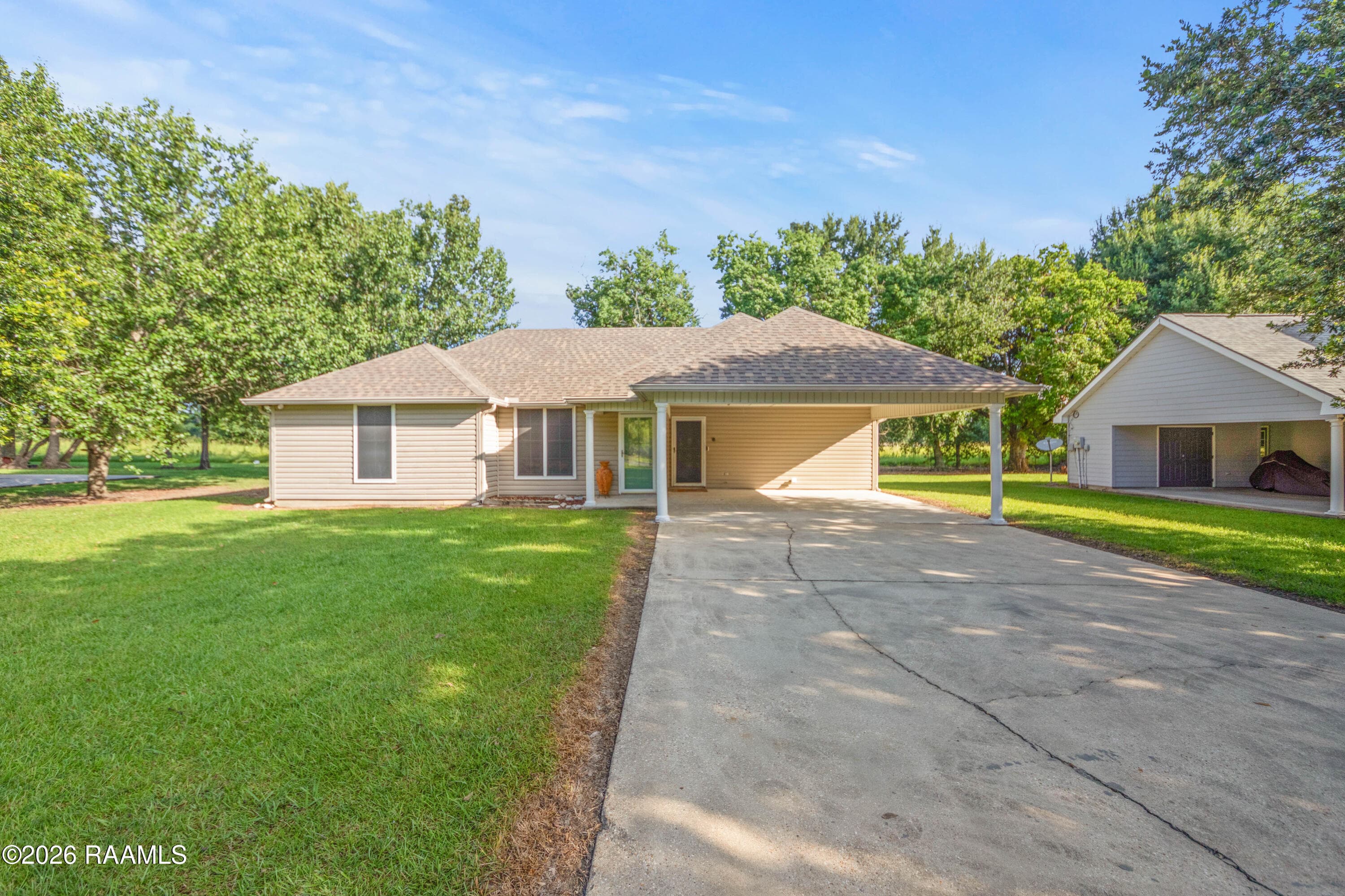 547 Claude Street, Breaux Bridge, LA, 70517