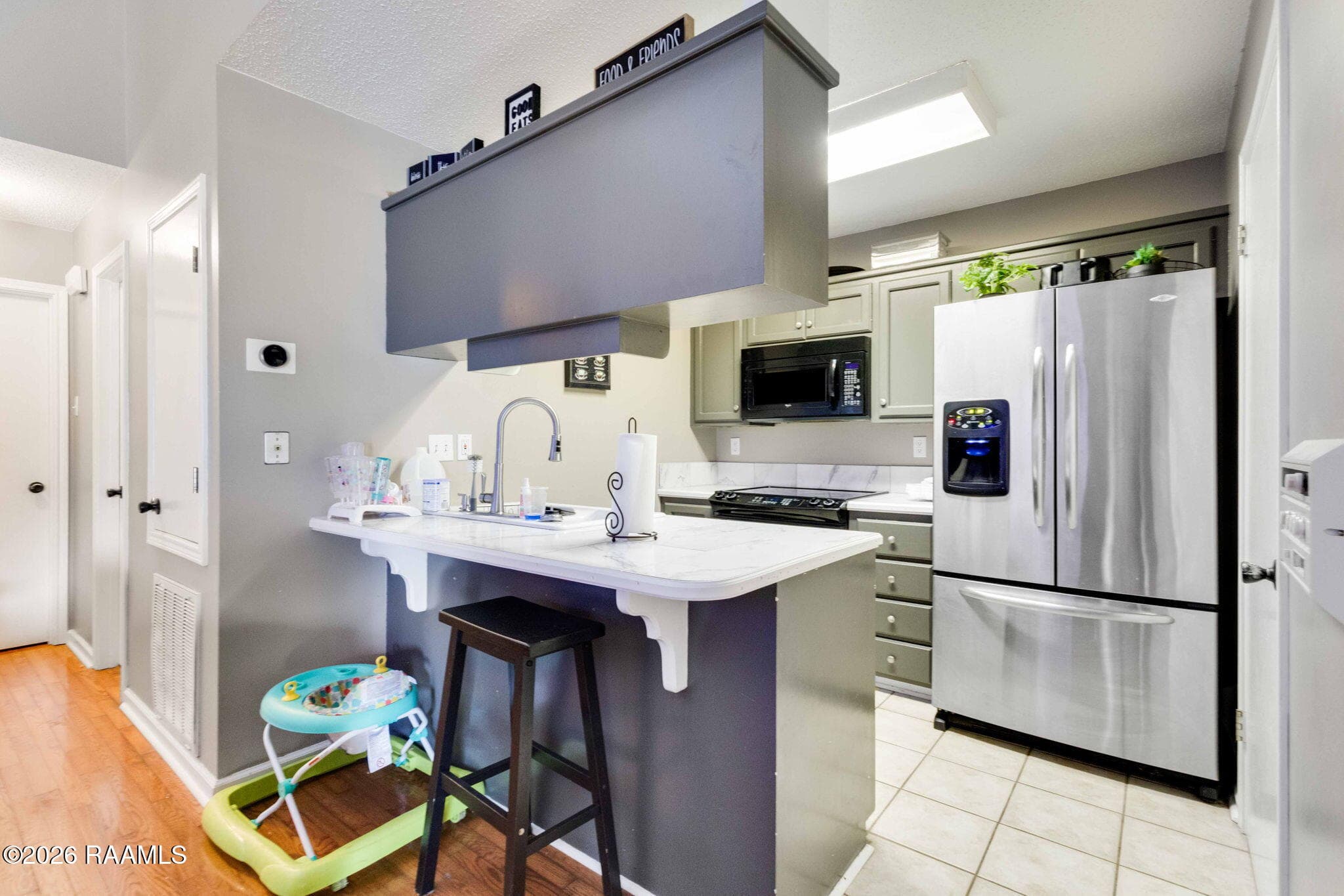 4-web-or-mls-118 Syrup Row-3