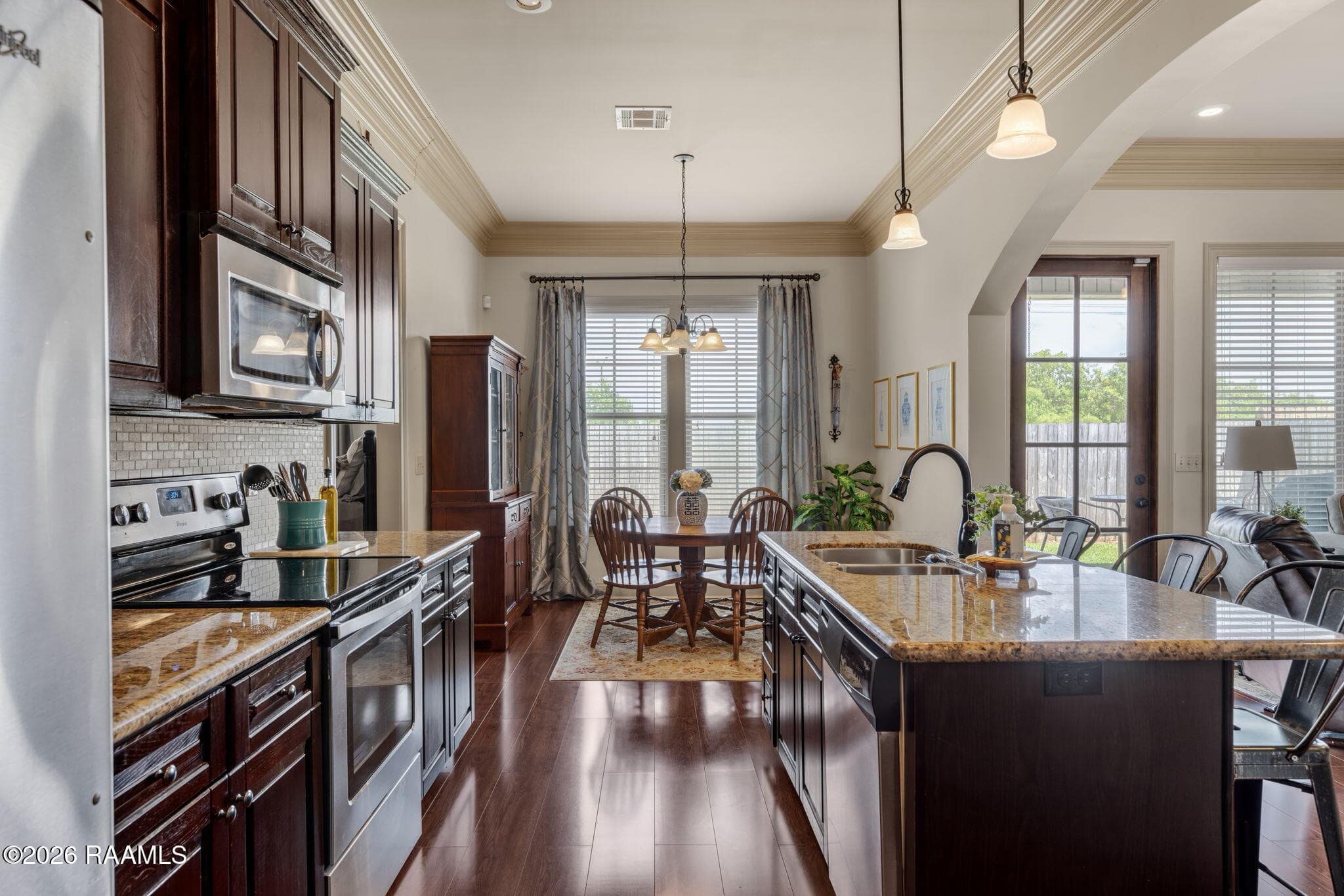 Open Kitchen