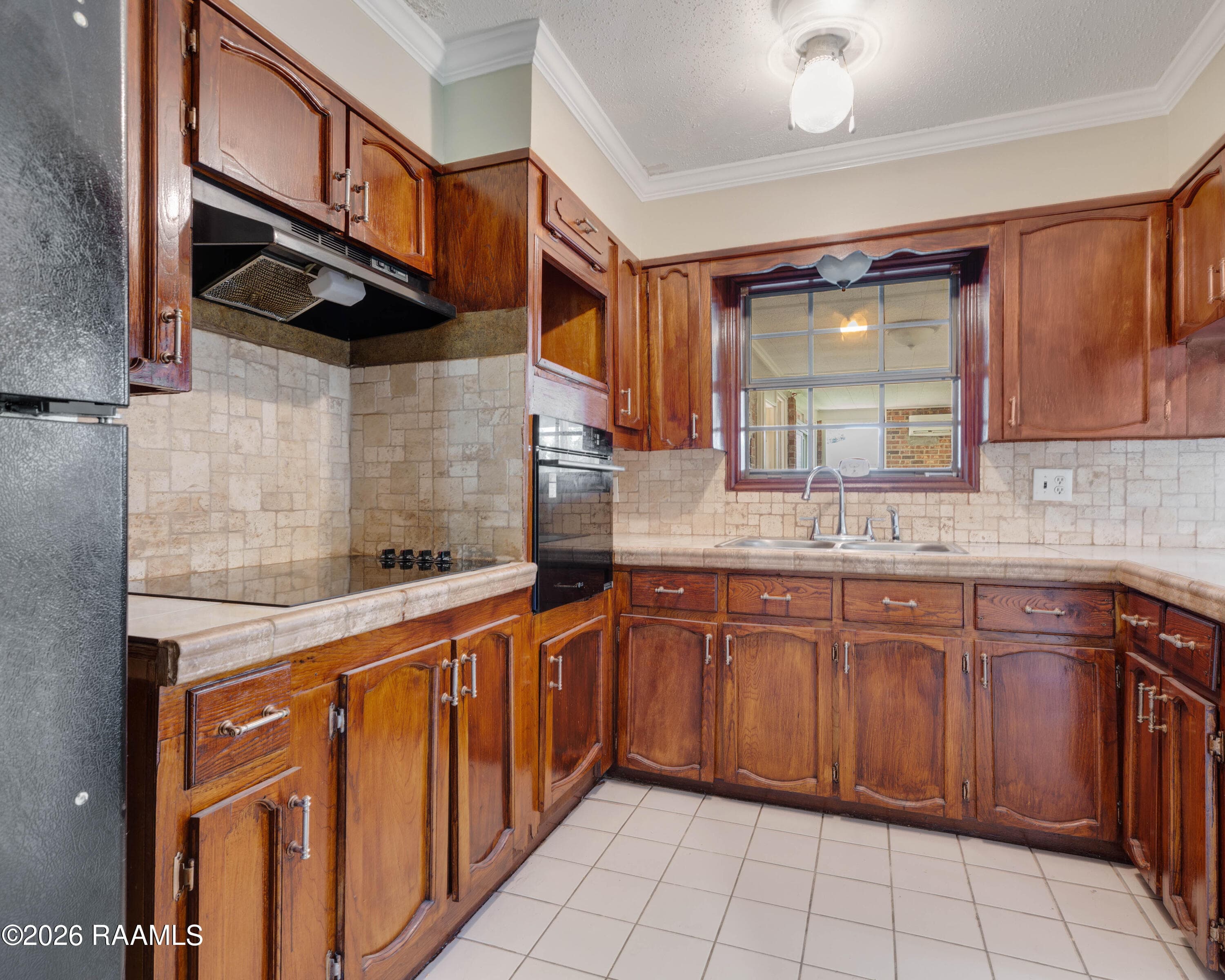 941 Begnaud Breaux Bridge-6