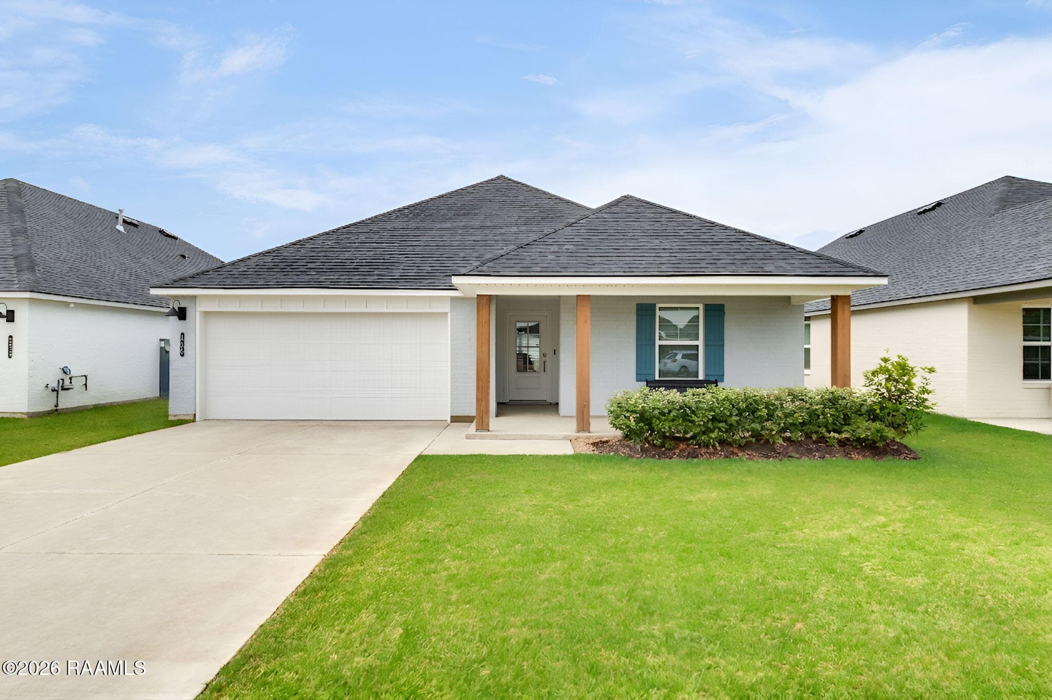 1-web-or-mls-120 Eden Rdg-1
