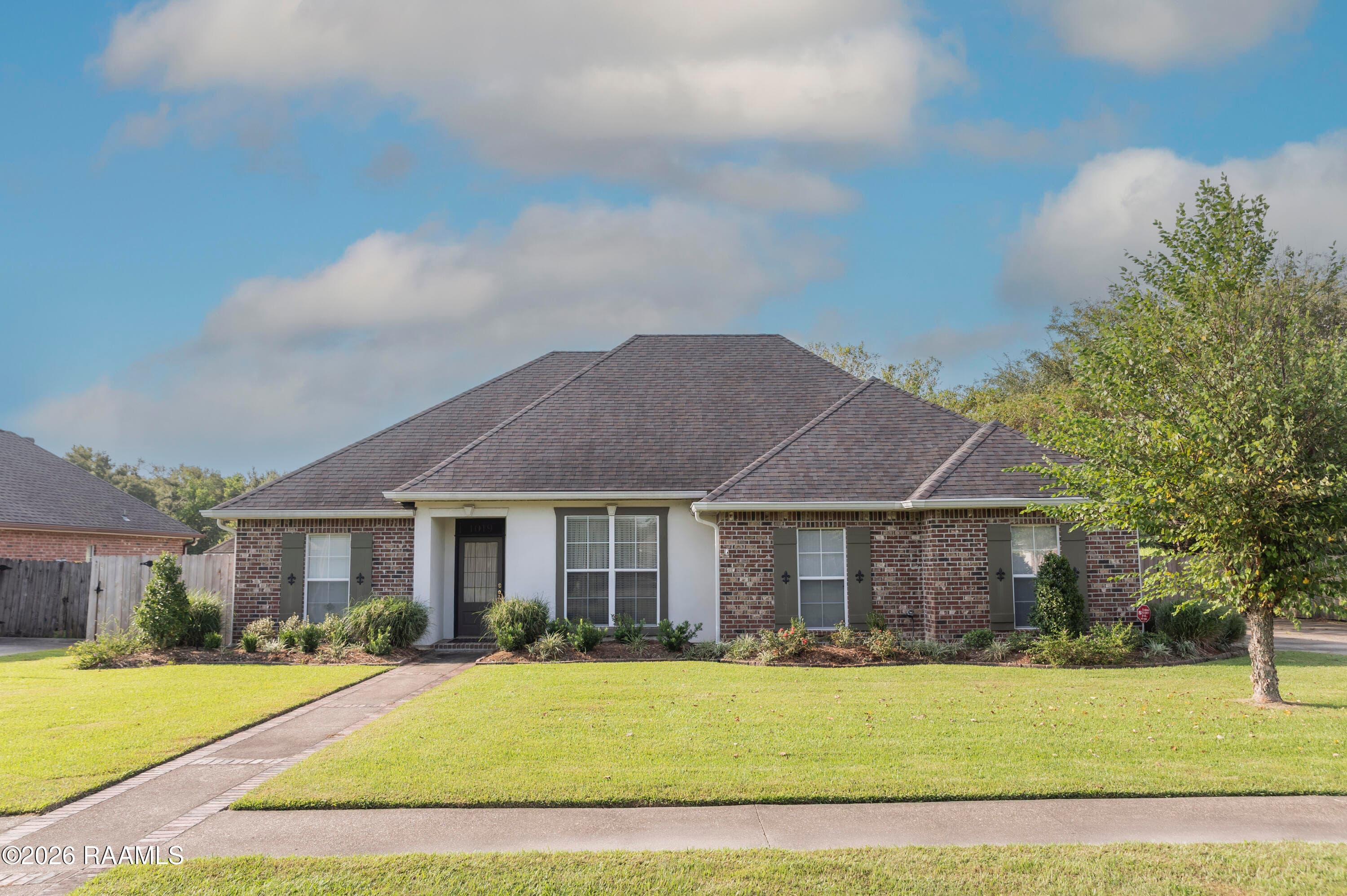 1019 Woodridge Drive, Breaux Bridge, LA, 70517