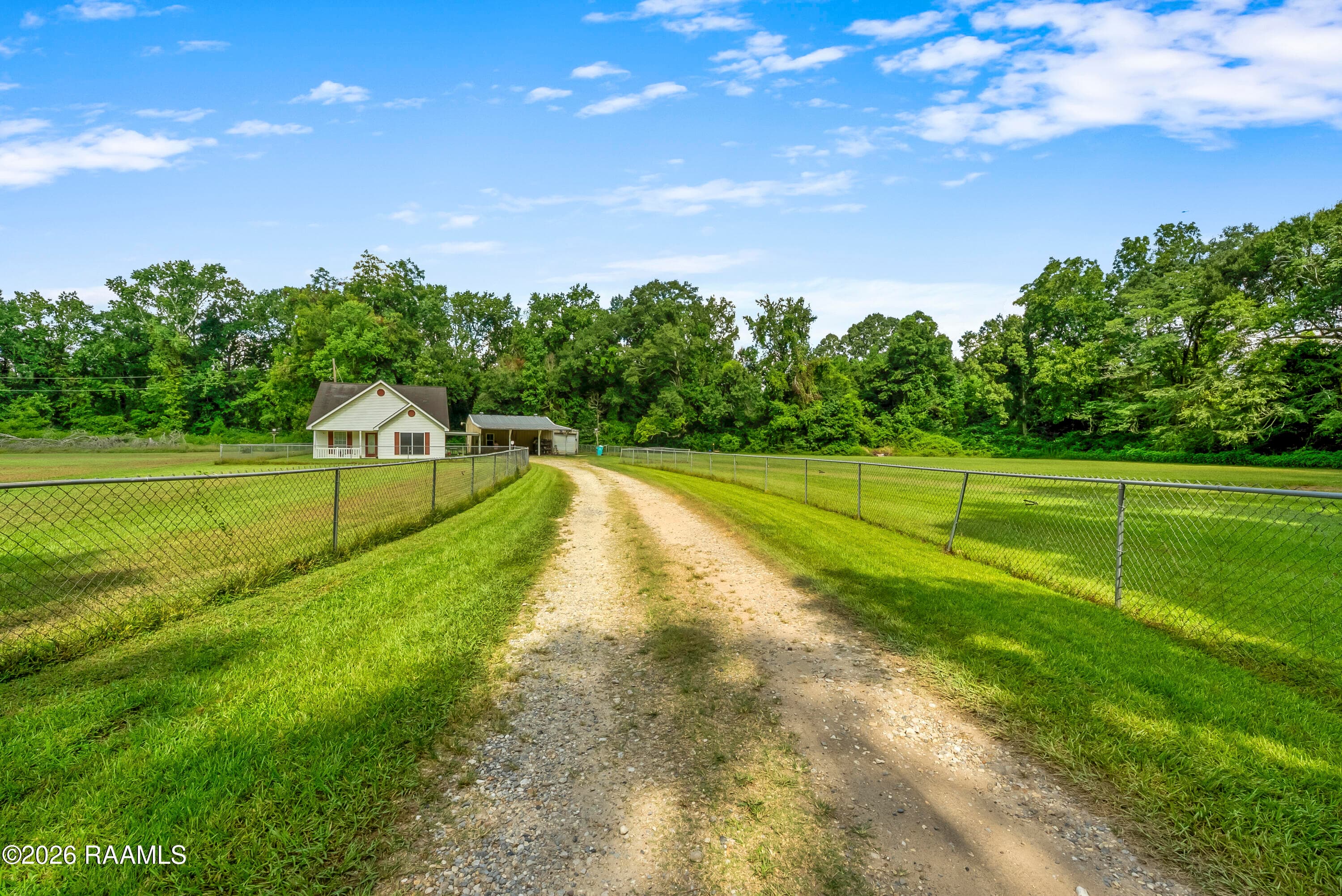273 Muscadine, Sunset, LA, 70584