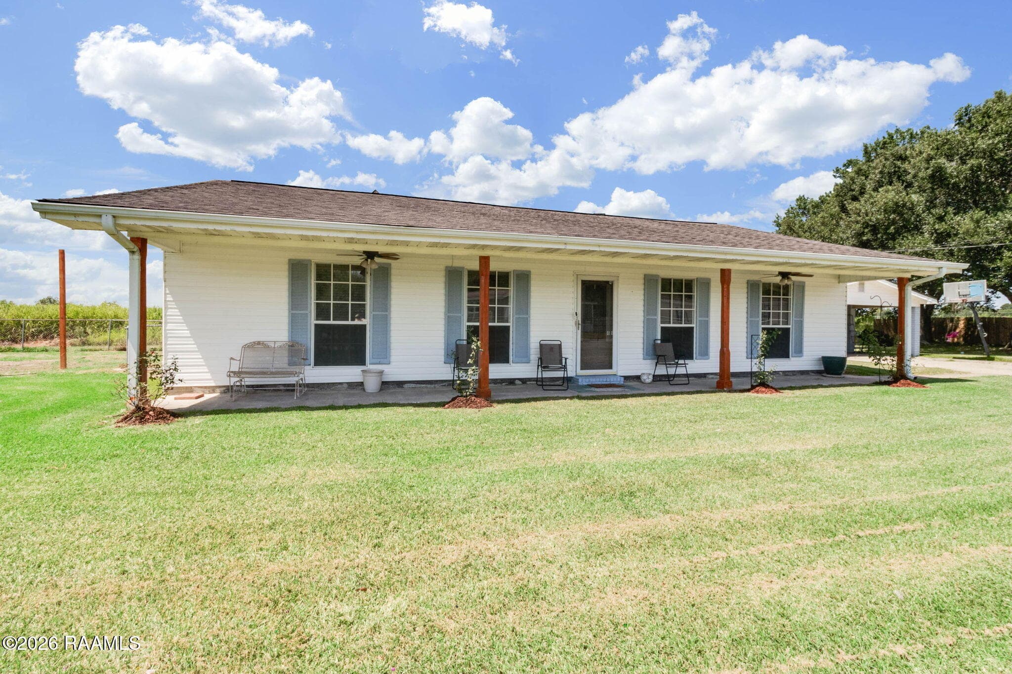1012 Juleau Champagne Road, Breaux Bridge, LA, 70517