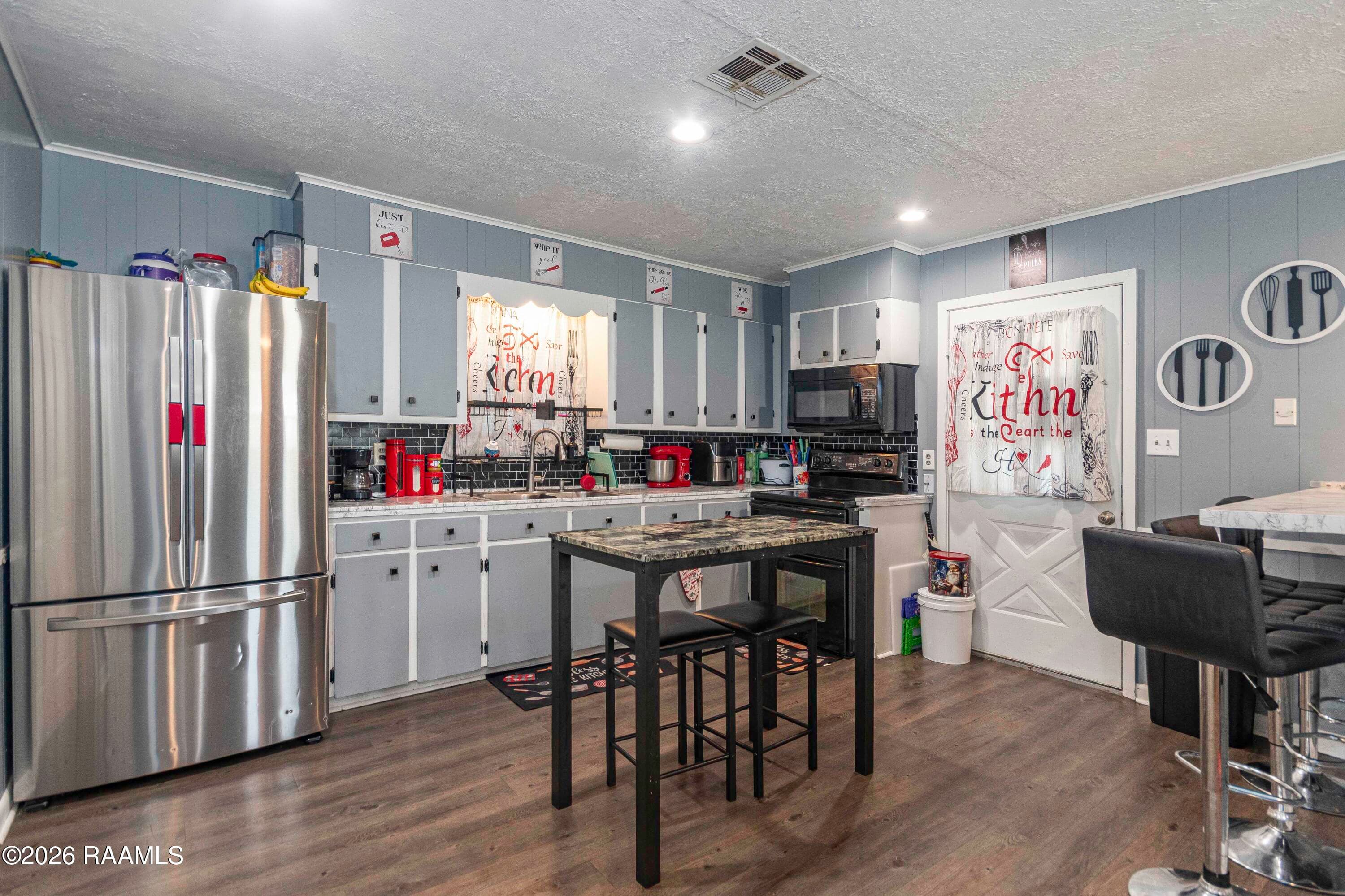 Kitchen 1