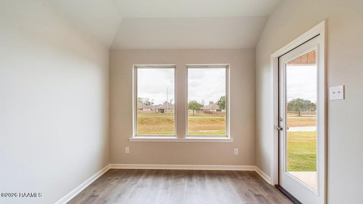 222 Crest Cove Drive, Maurice, LA