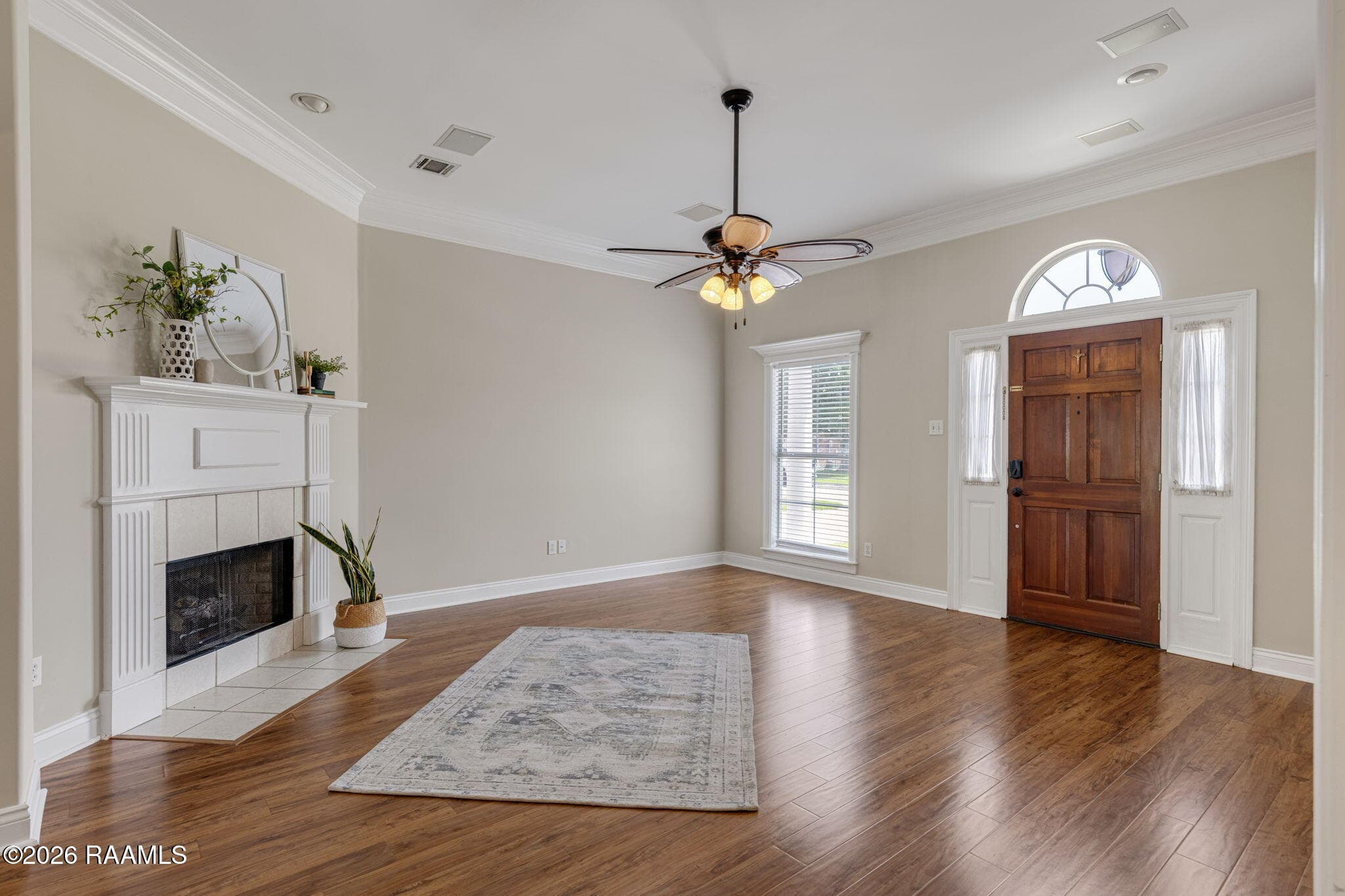 4-web-or-mls-111 Tulip Tree Ln-4