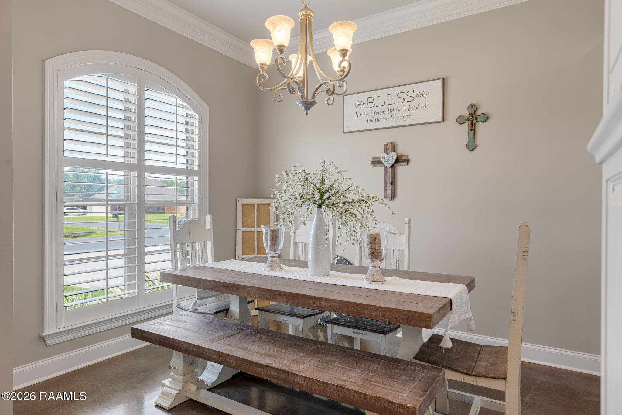 5-web-or-mls-201 Pontchartrain Dr-5