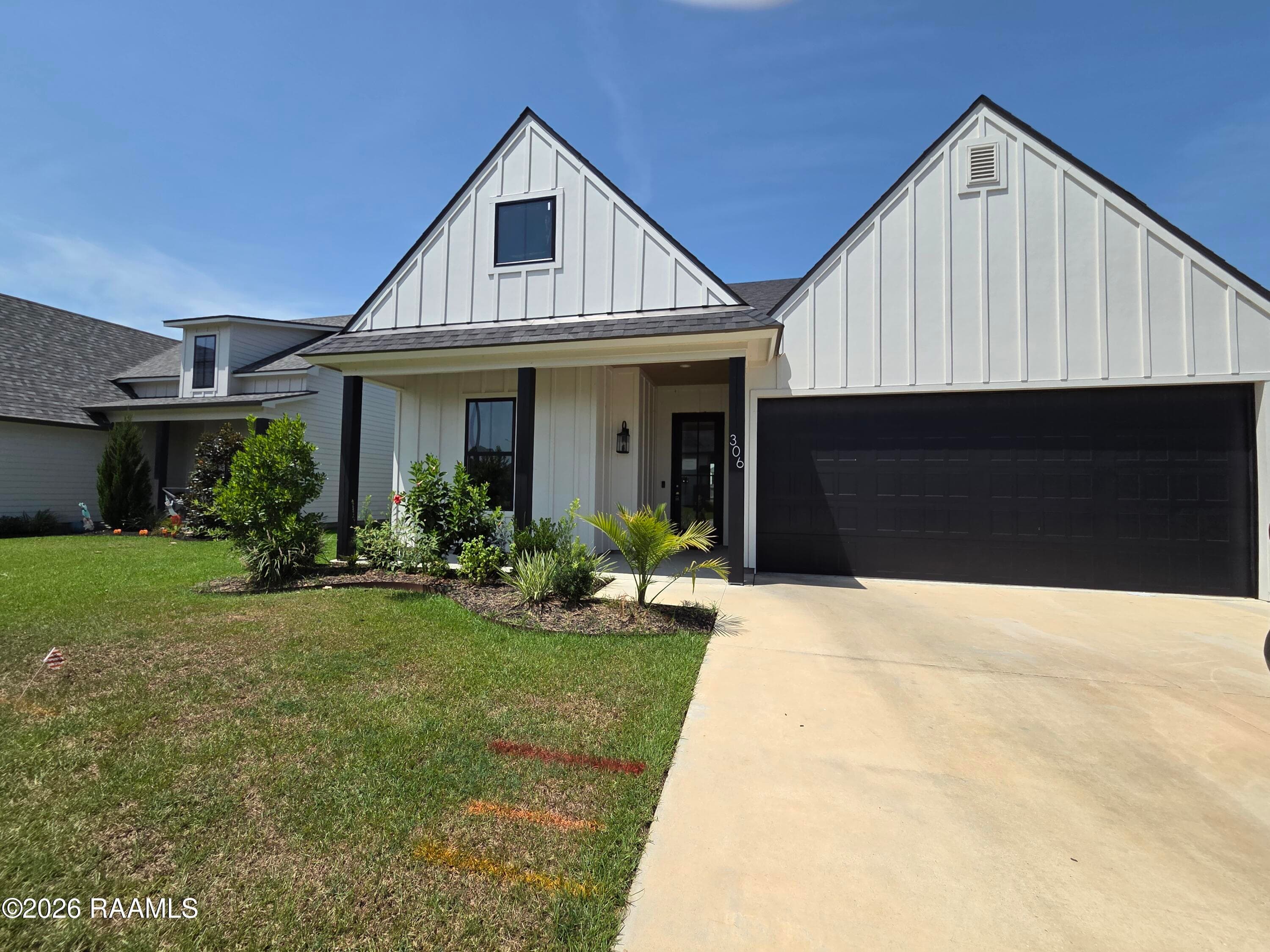 306 White Sky Drive, Broussard, LA, 70518