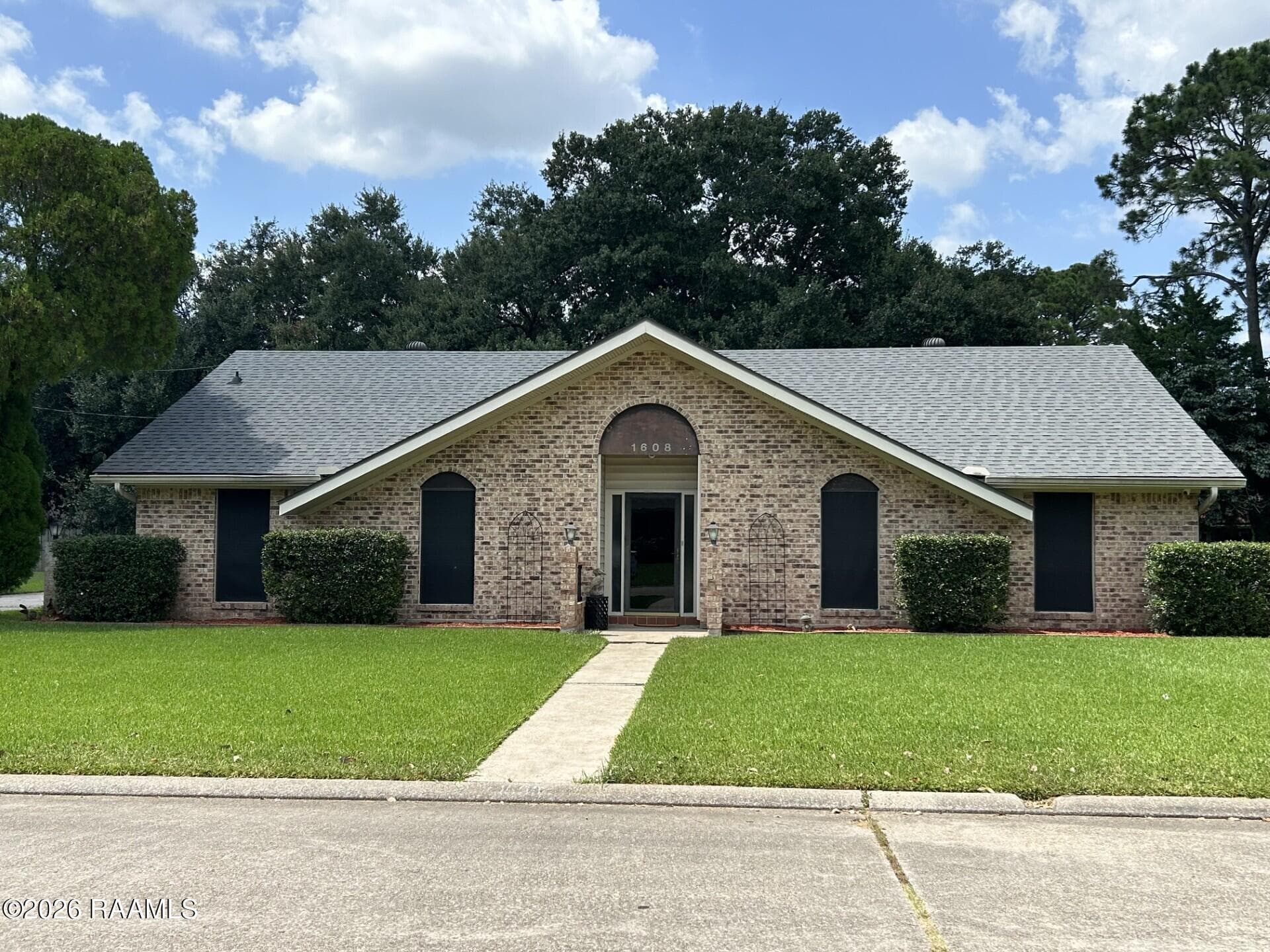 1608 Walnut Street, New Iberia, LA, 70560
