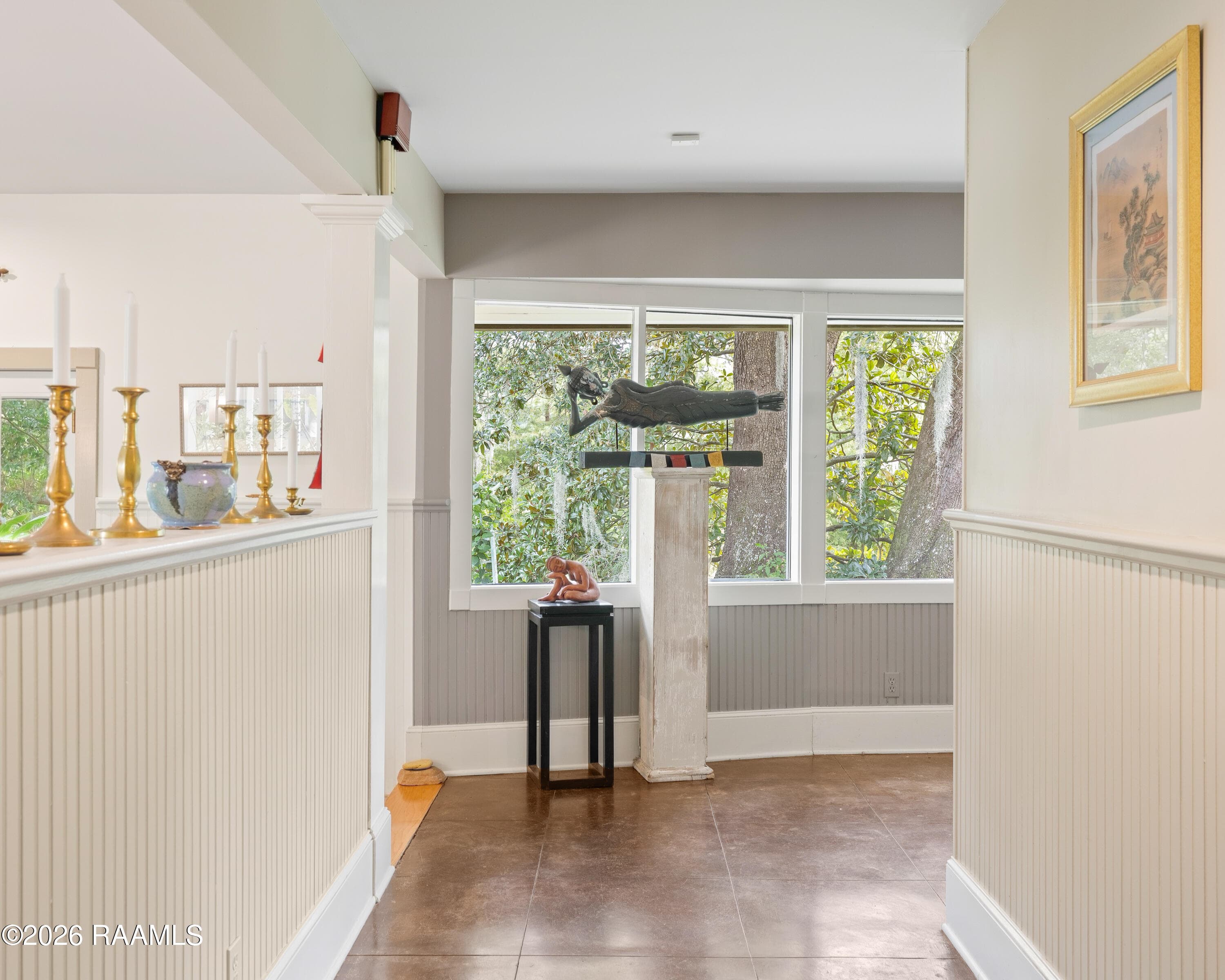 128 Oak Dr