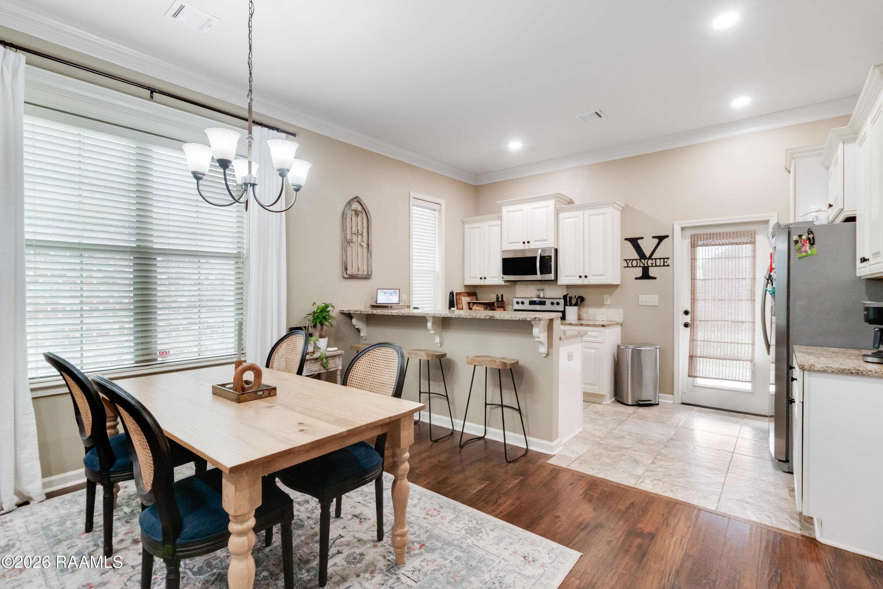 107 Cedar Md Dining