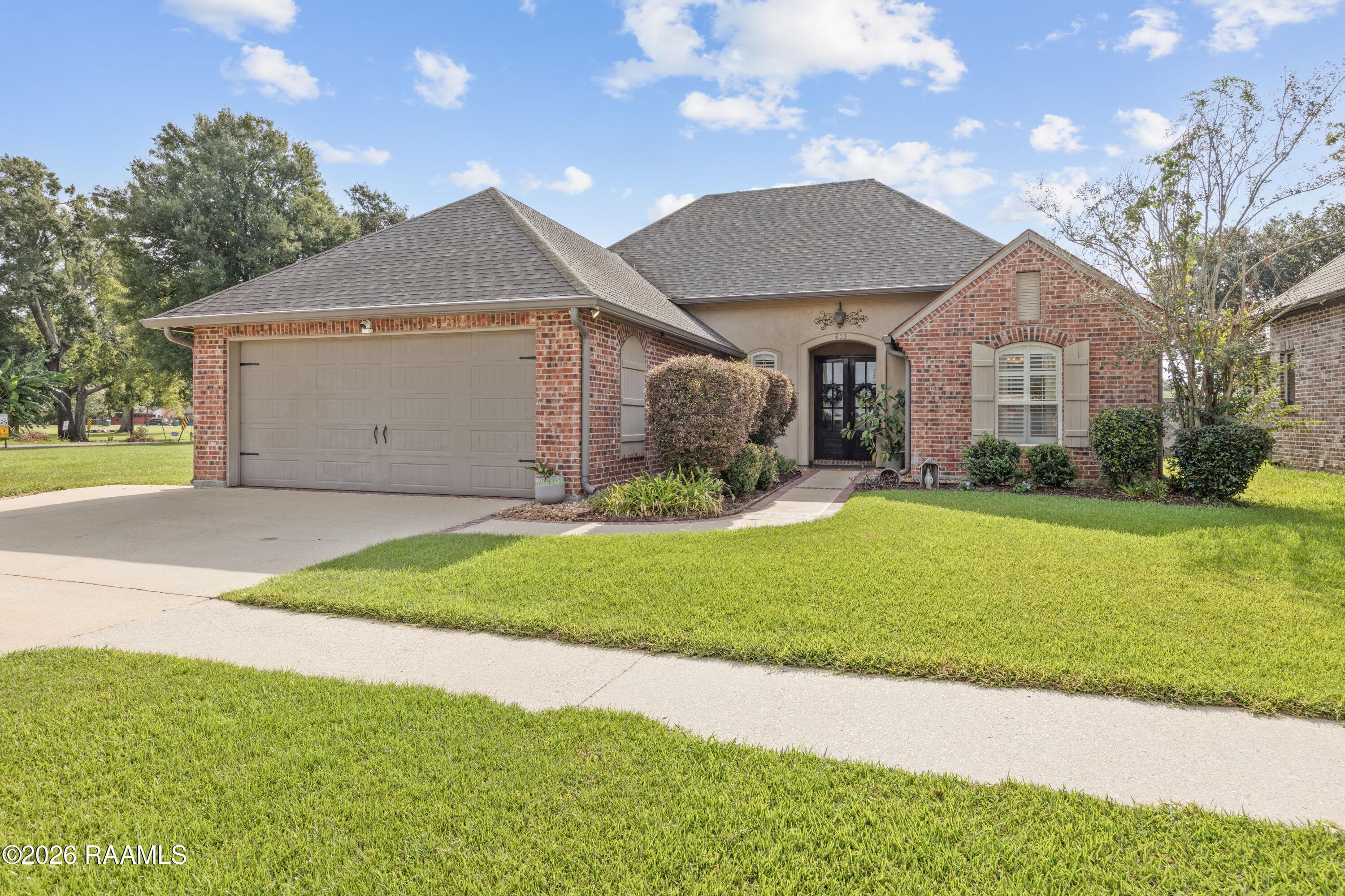 803 Flambant Drive, Broussard, LA, 70518