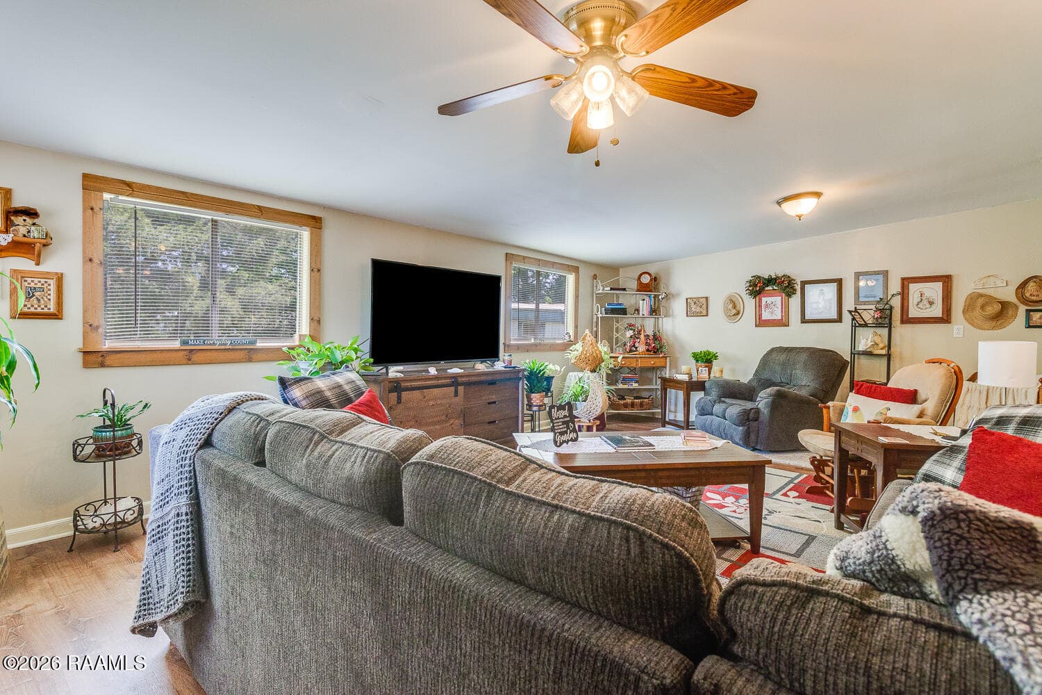 1045 Melrose-5