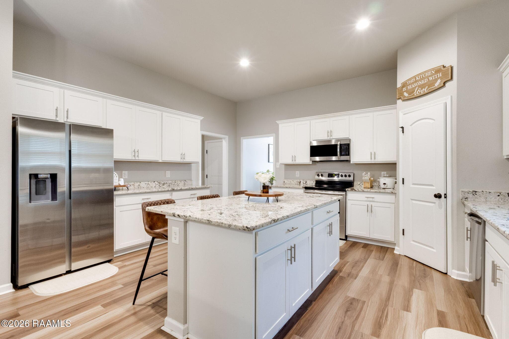4-web-or-mls-311 Stanwell Ave-3