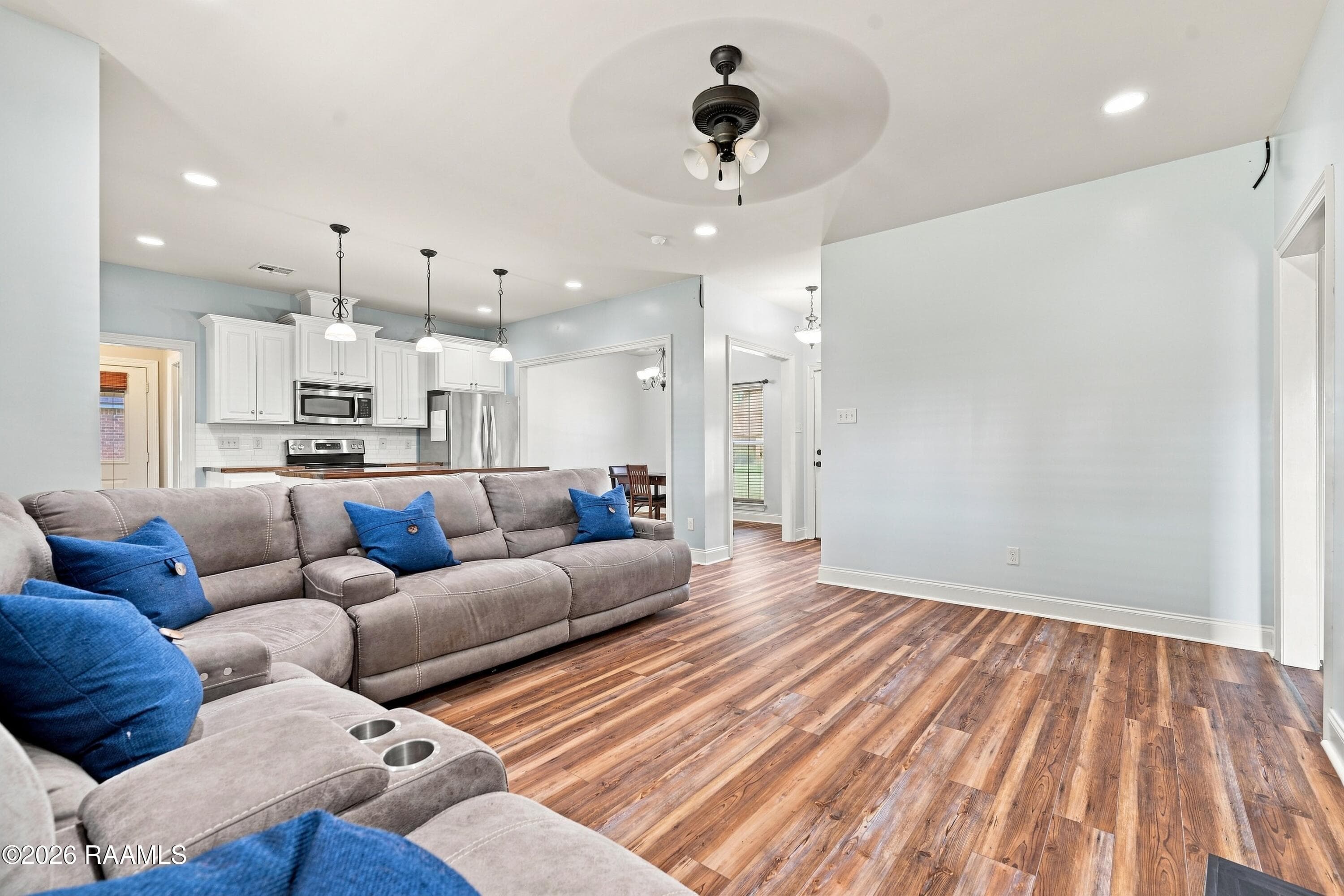 202Landsdowne_020
