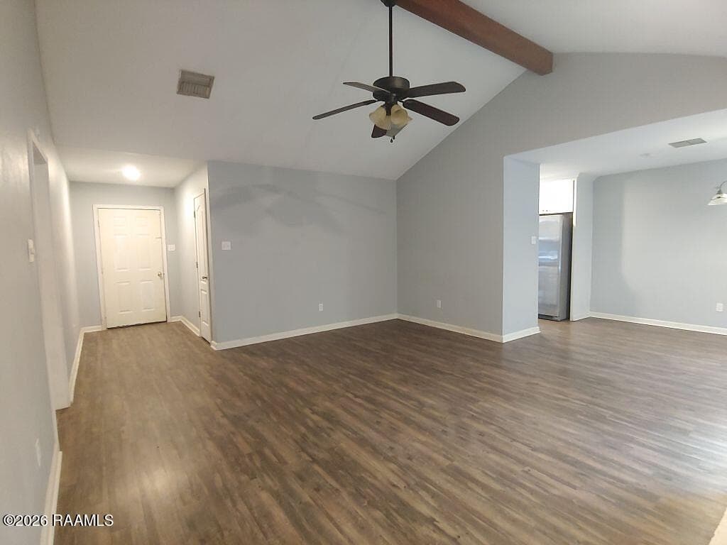 5 Living Room