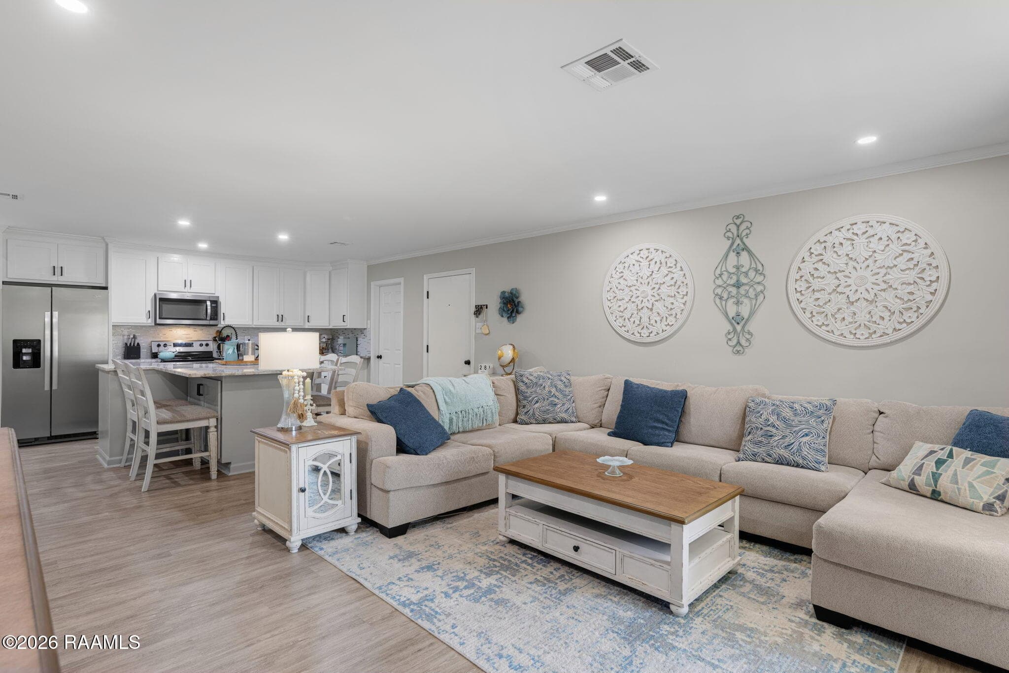 4-web-or-mls-1039 Lynn Romero Dr-4
