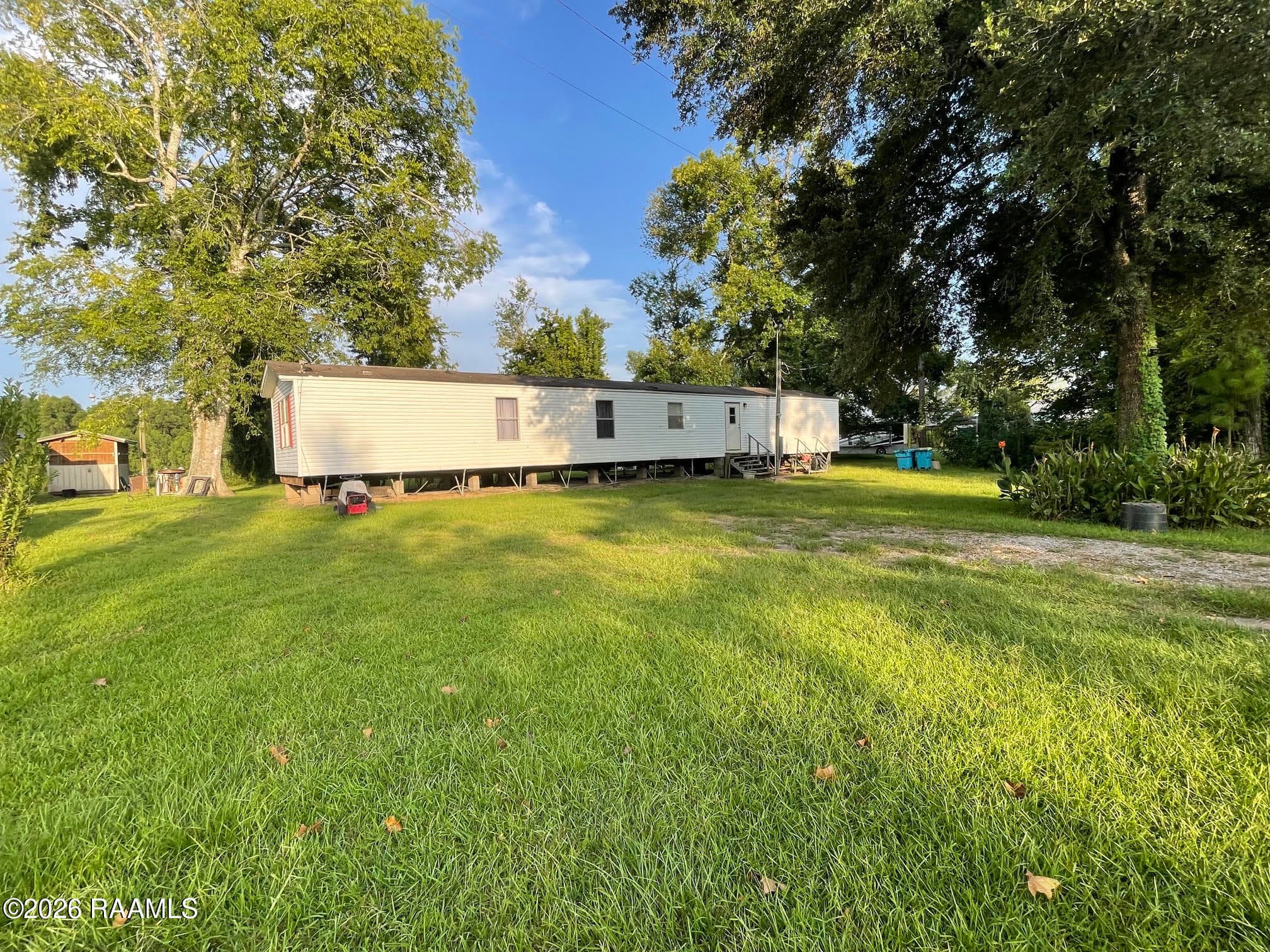 2427 Atchafalaya River Highway, Breaux Bridge, LA, 70517
