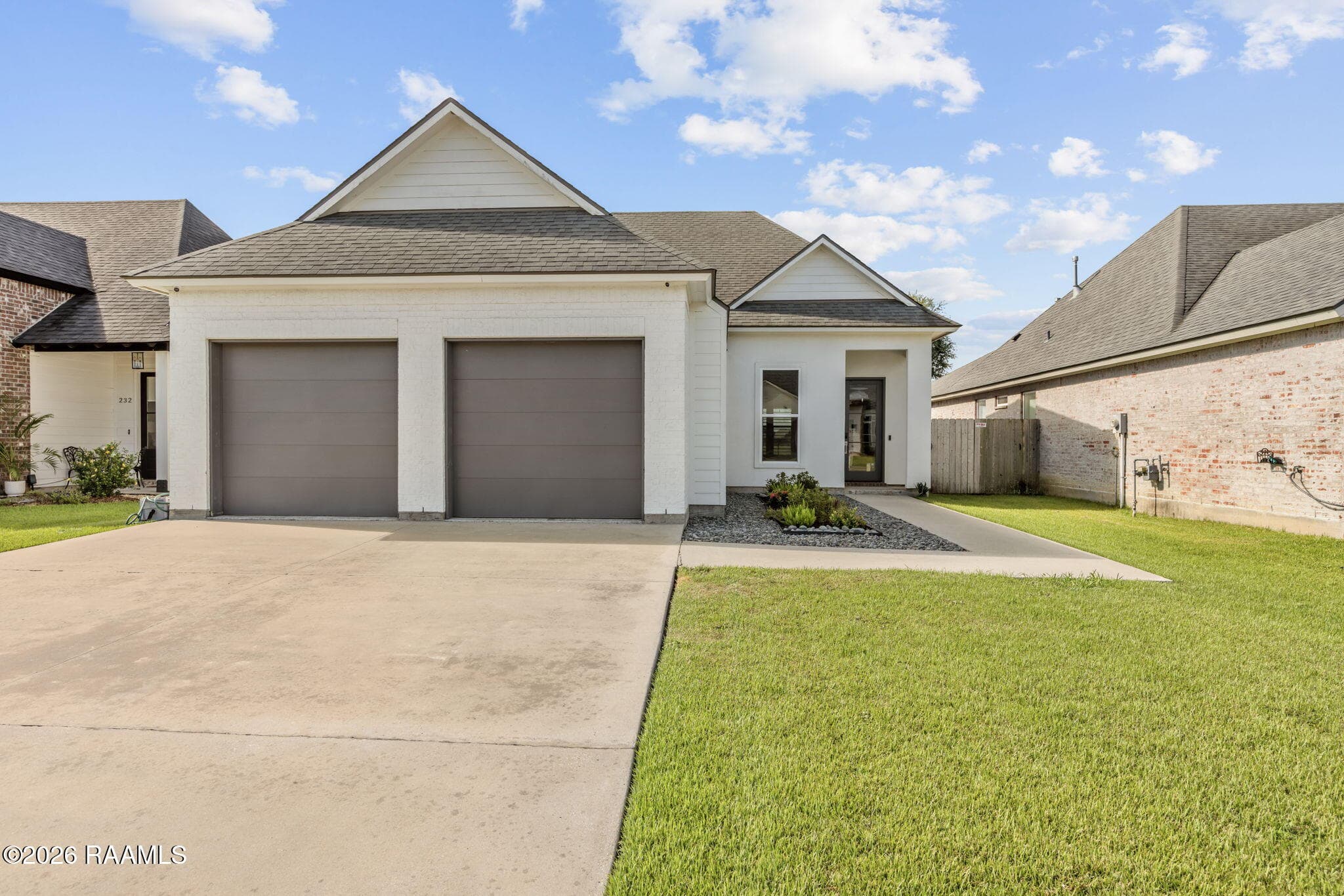 2-web-or-mls-230 Whispering Meadows Rd-2