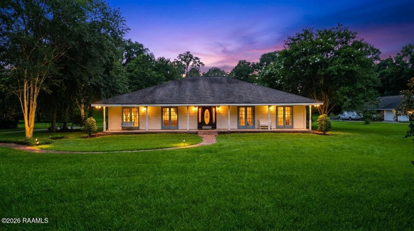 127 Beau Coteau Parkway, Broussard, LA, 70518
